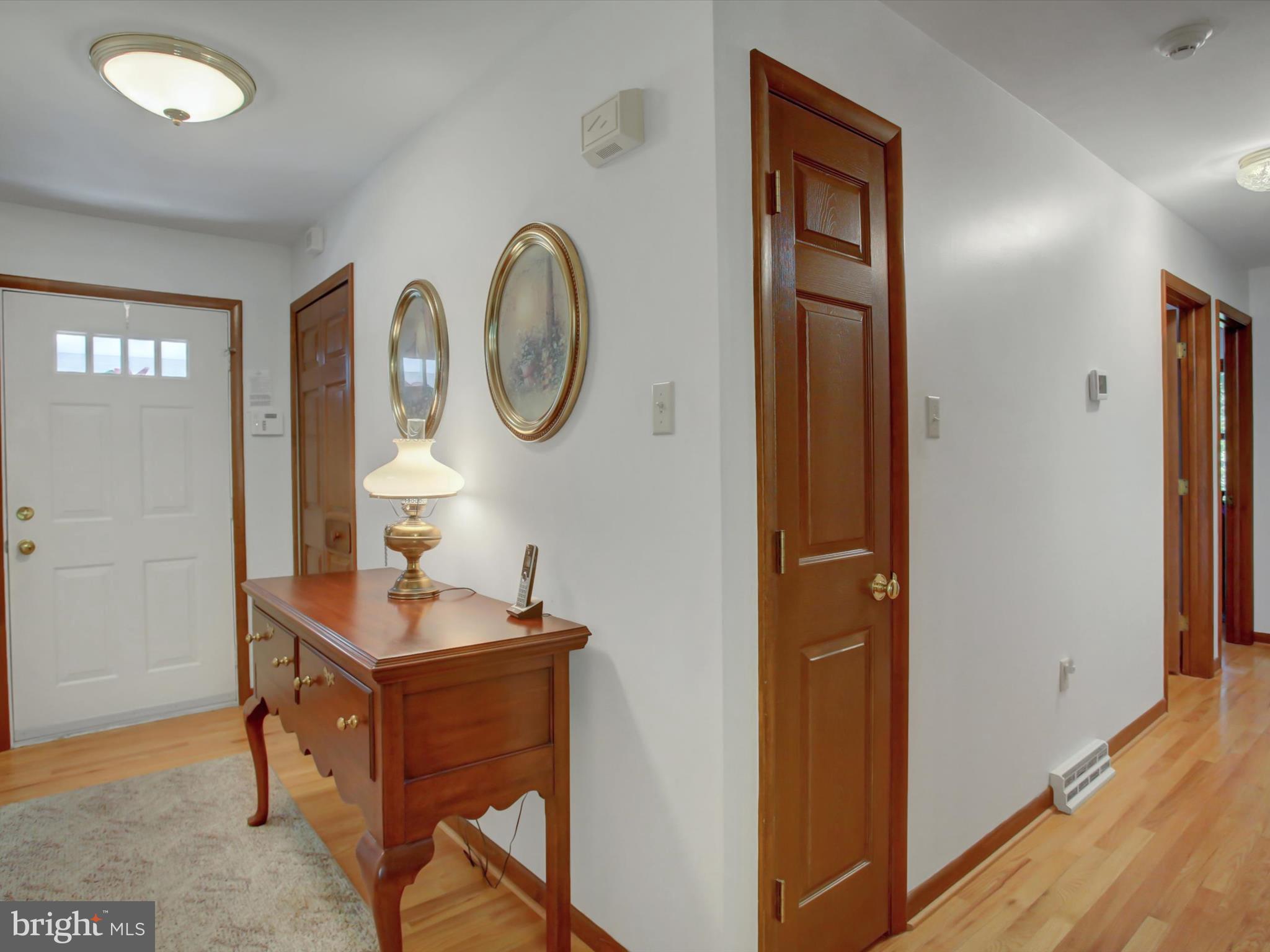 COLONIAL PARK EAST - Residential