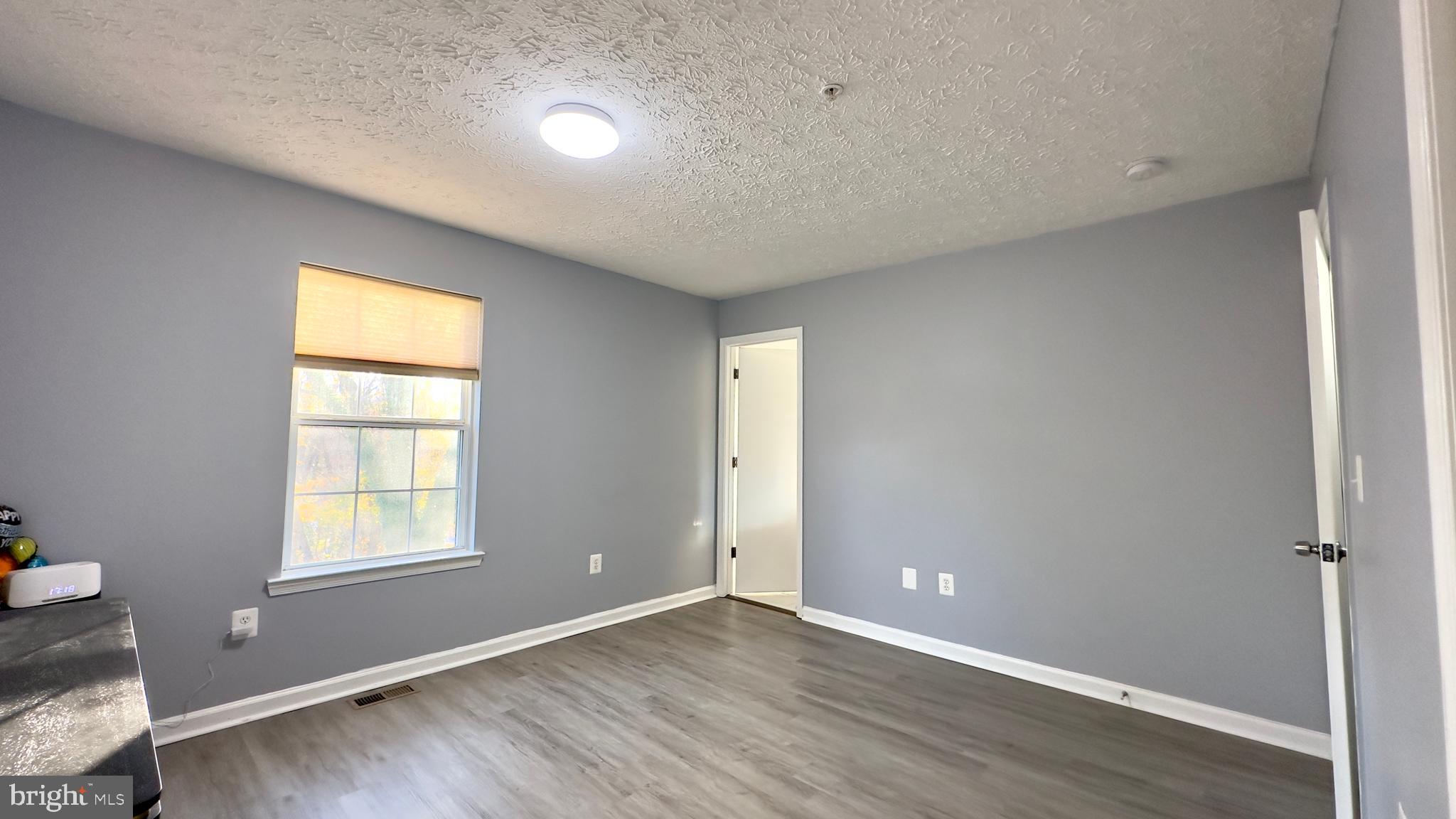 OXFORD LANDING - Residential