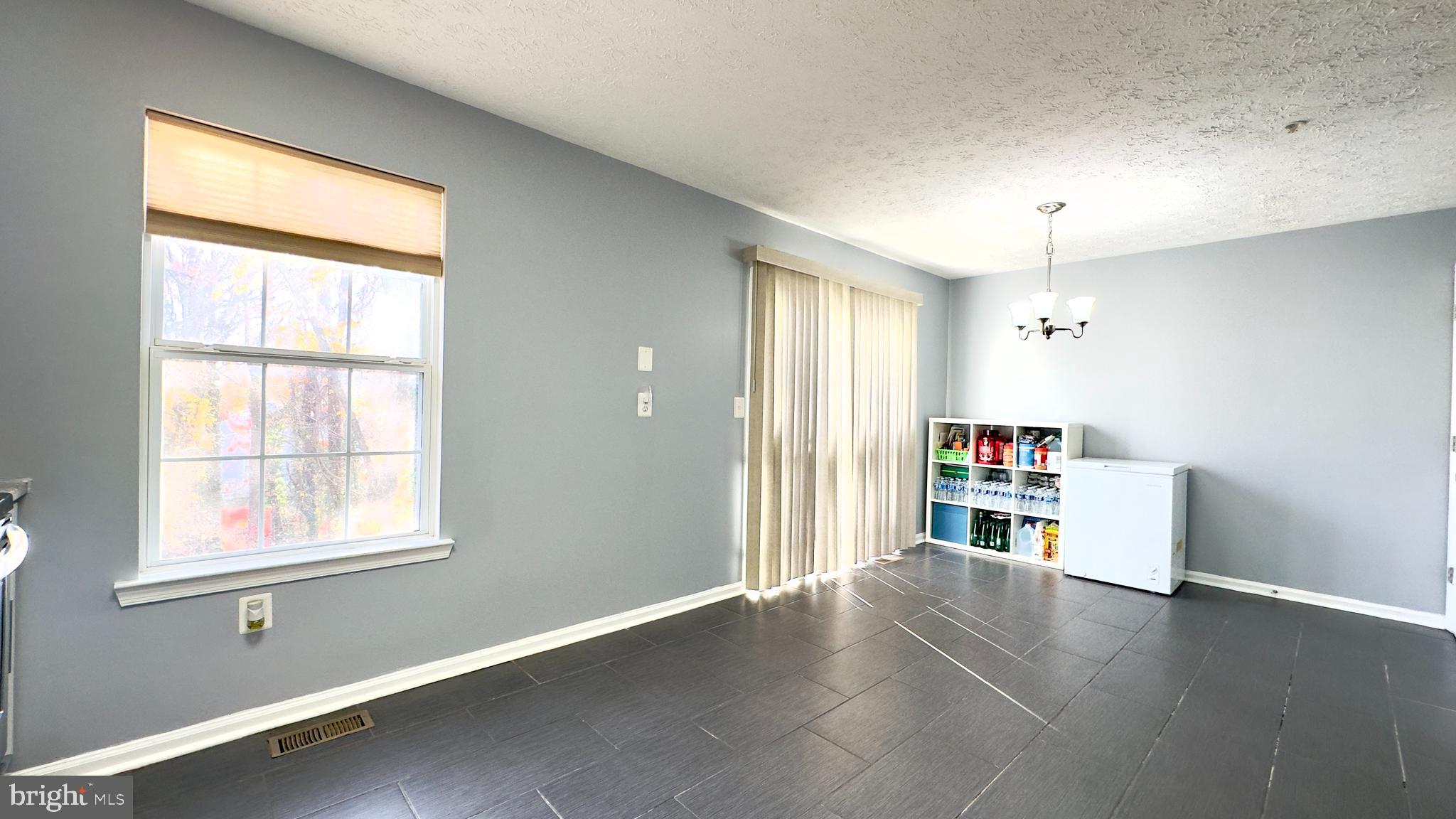 612 SEVERN ISLAND COURT