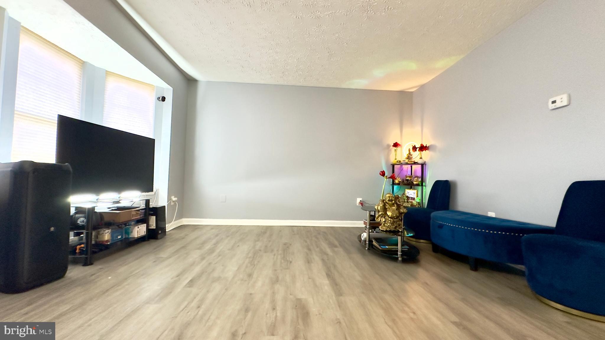 OXFORD LANDING - Residential