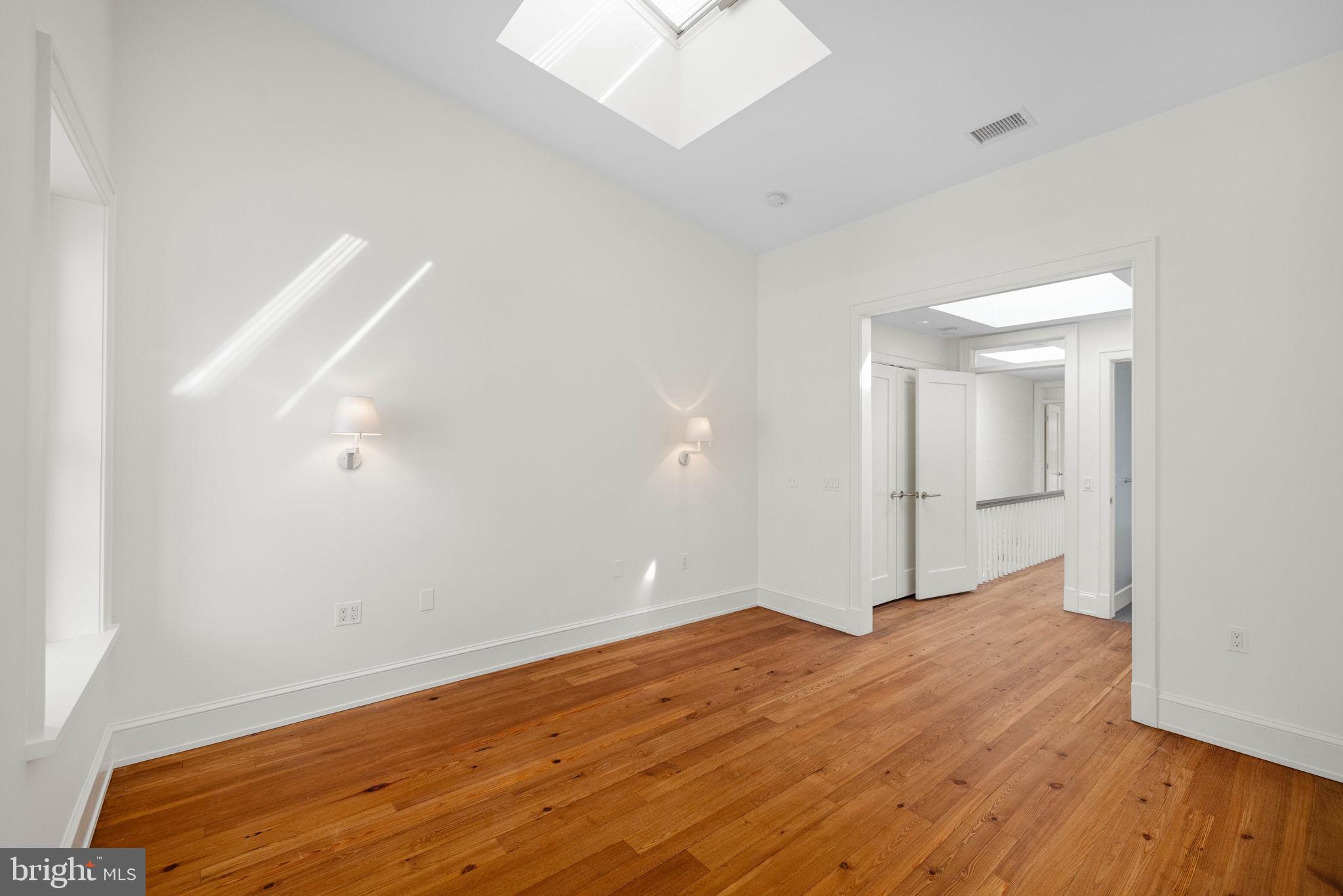 GEORGETOWN - Residential