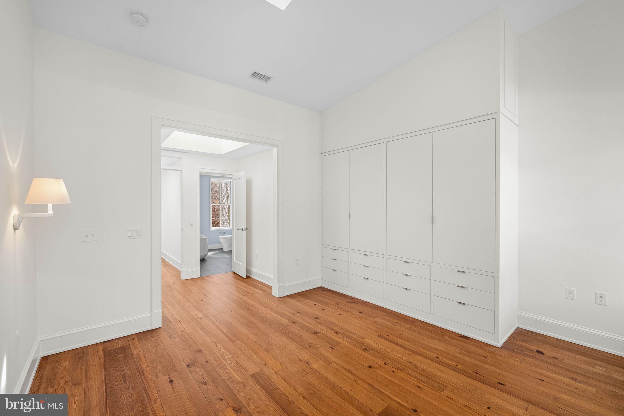 GEORGETOWN - Residential