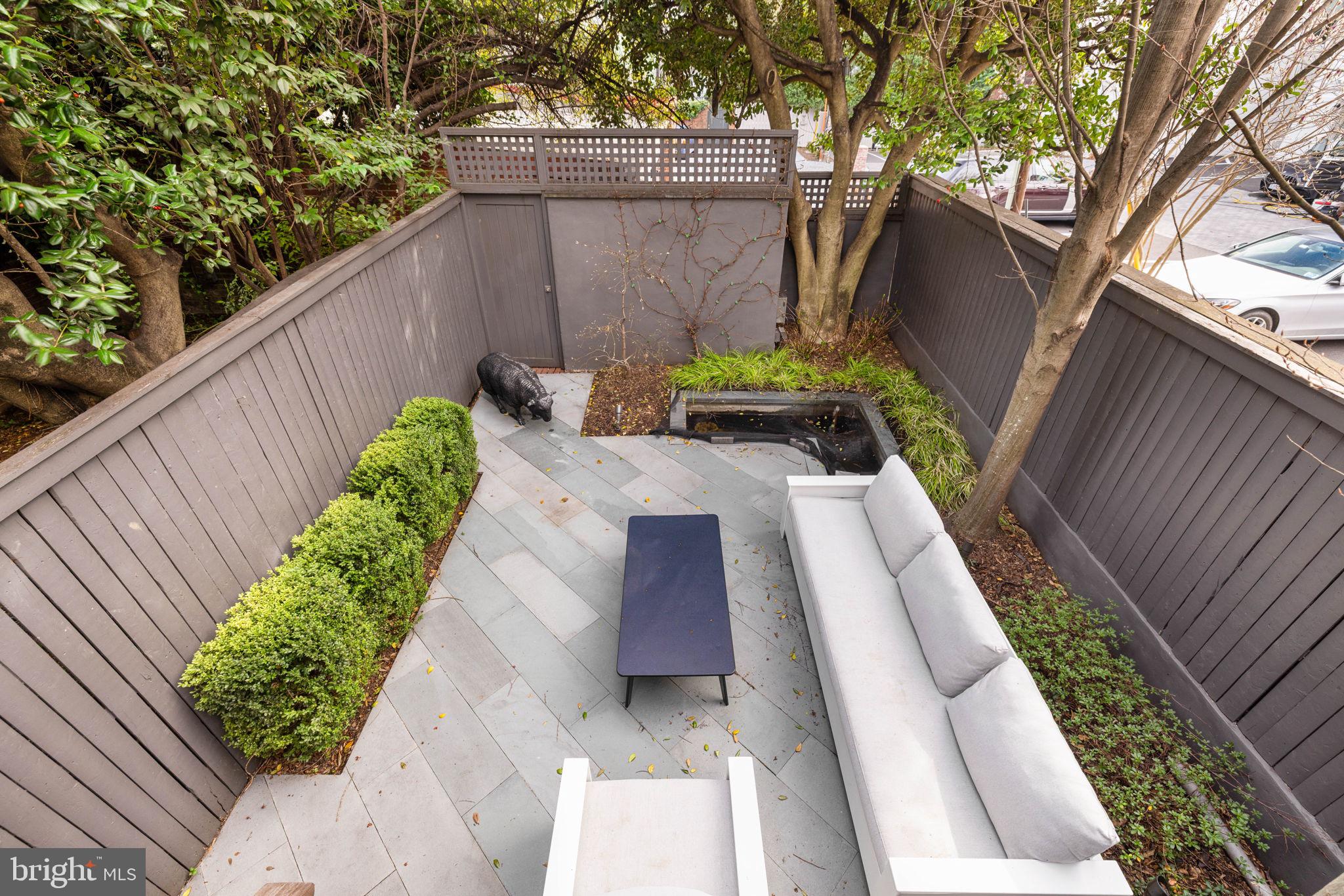 GEORGETOWN - Residential