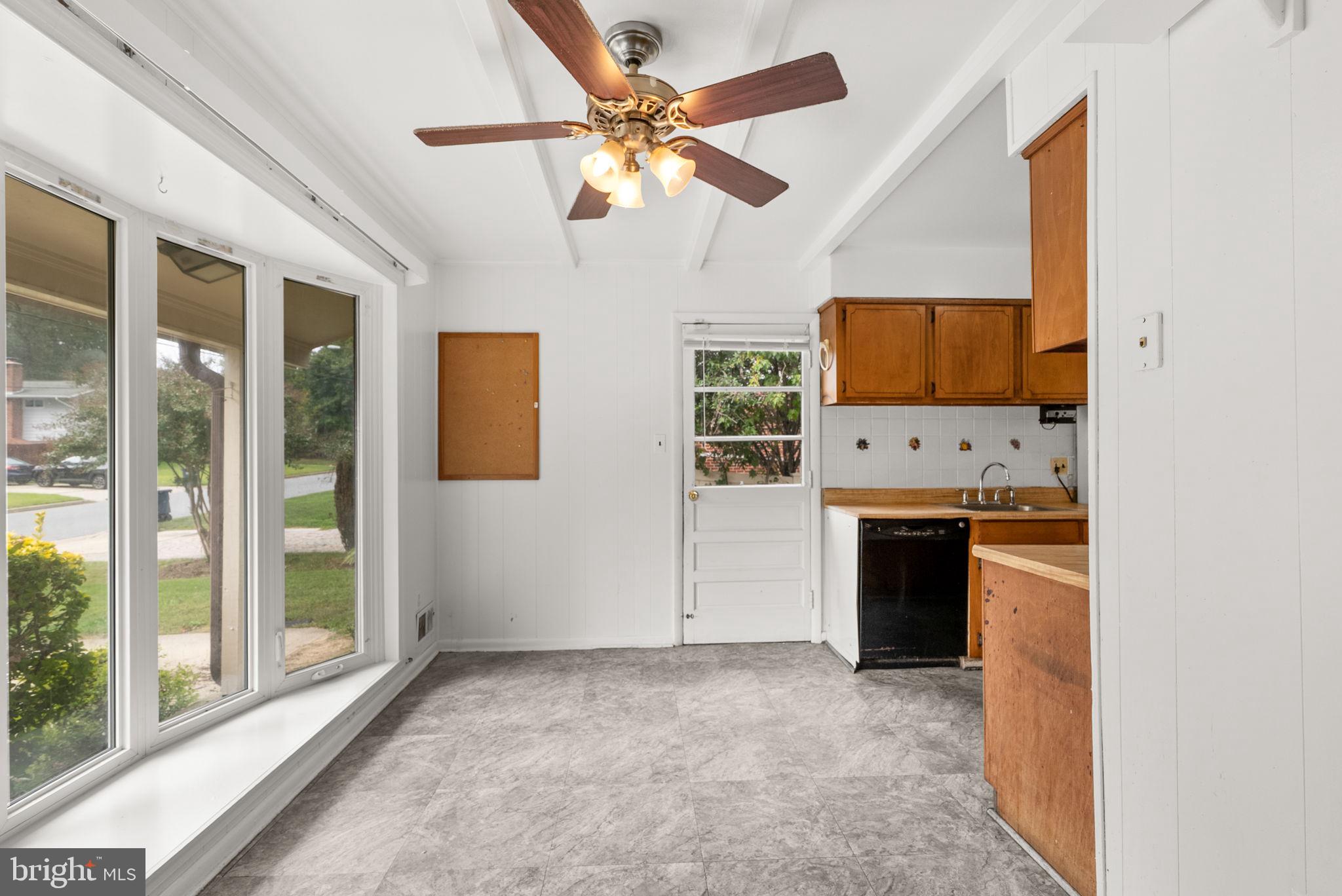 HIGH POINT HEIGHTS - Residential