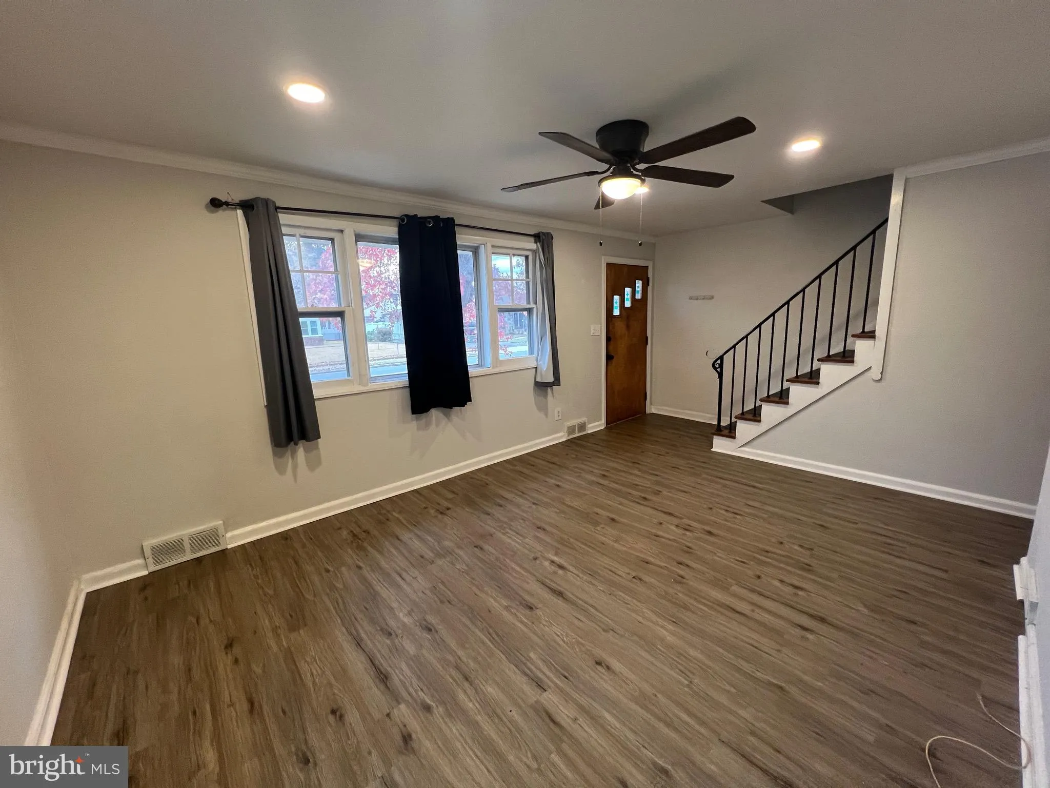 Mount Ephraim, New Jersey 08059, United States, 4 Bedrooms Bedrooms, ,1 BathroomBathrooms,Residential,Active,208353