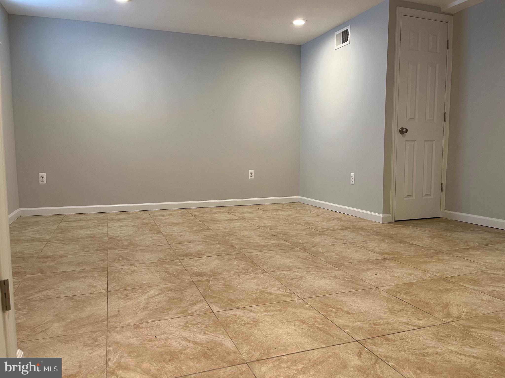 UPLANDS - Residential