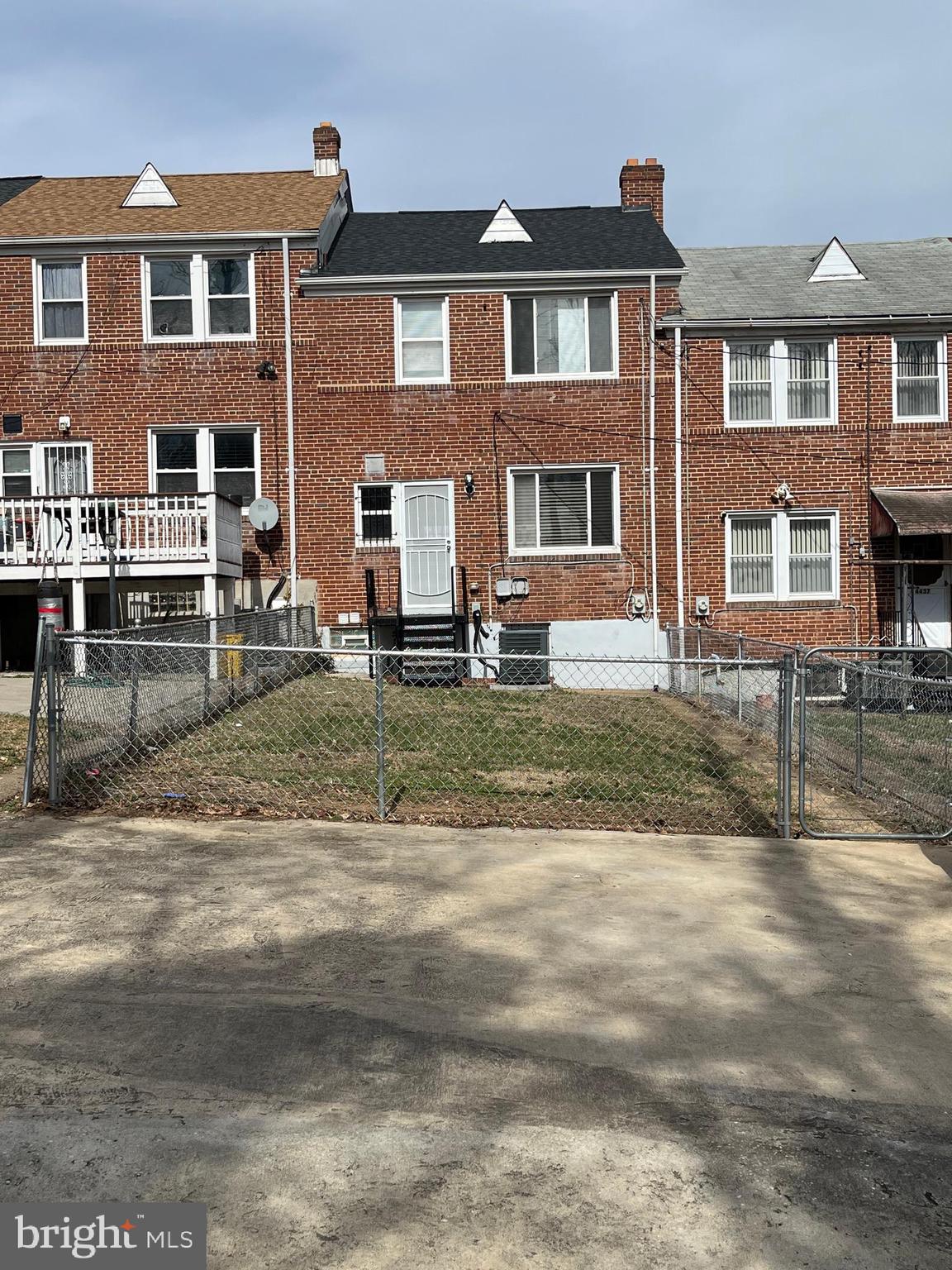 UPLANDS - Residential