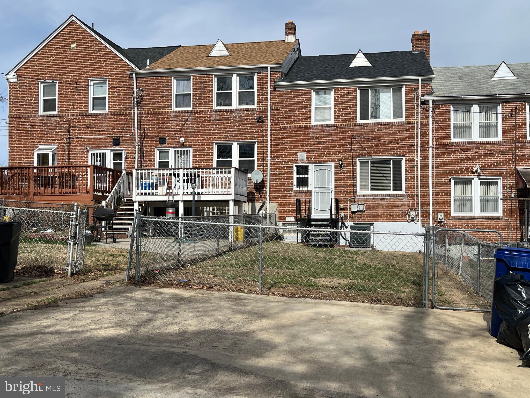 UPLANDS - Residential