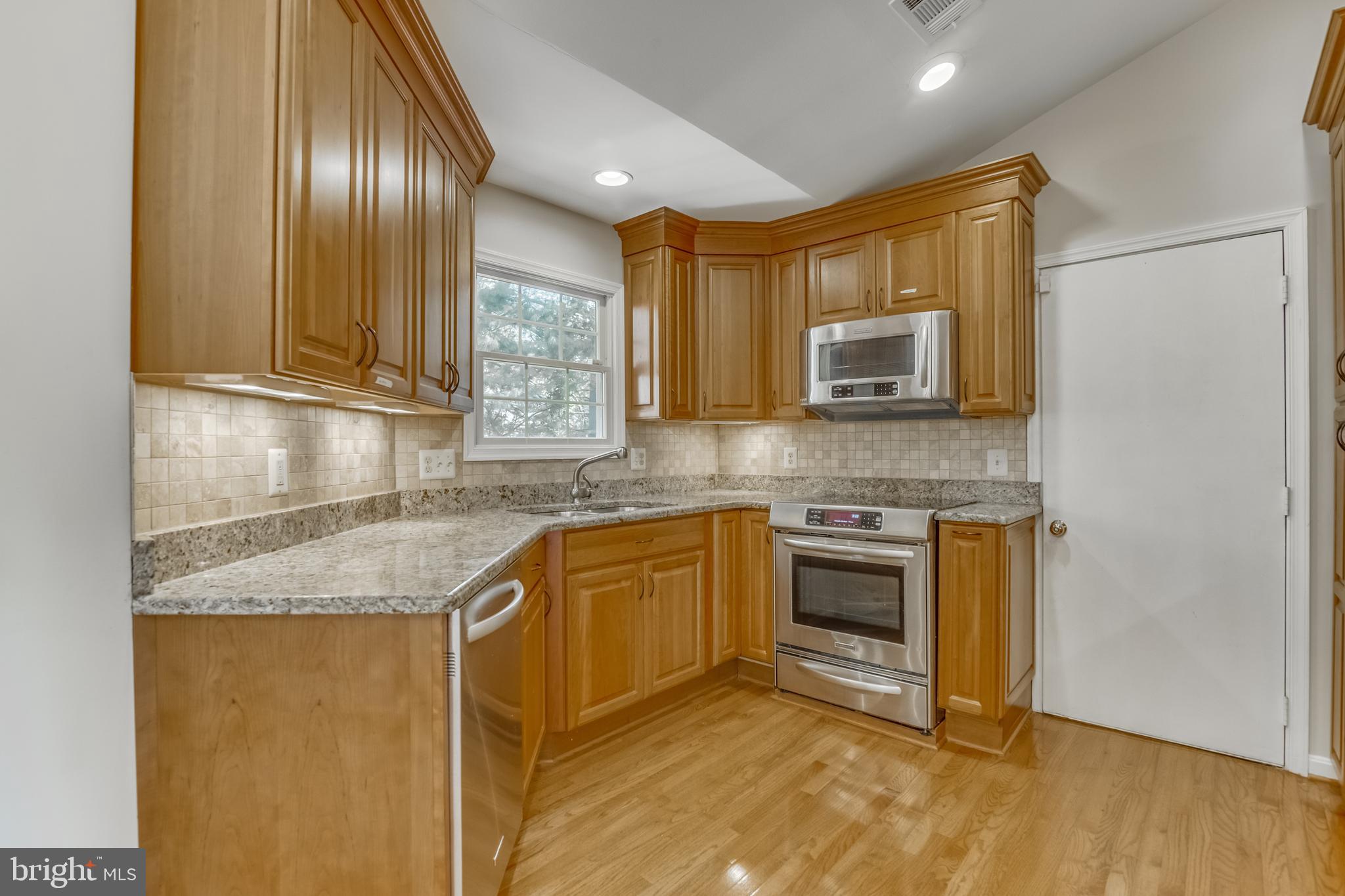 KINGSTREAM - Residential Lease