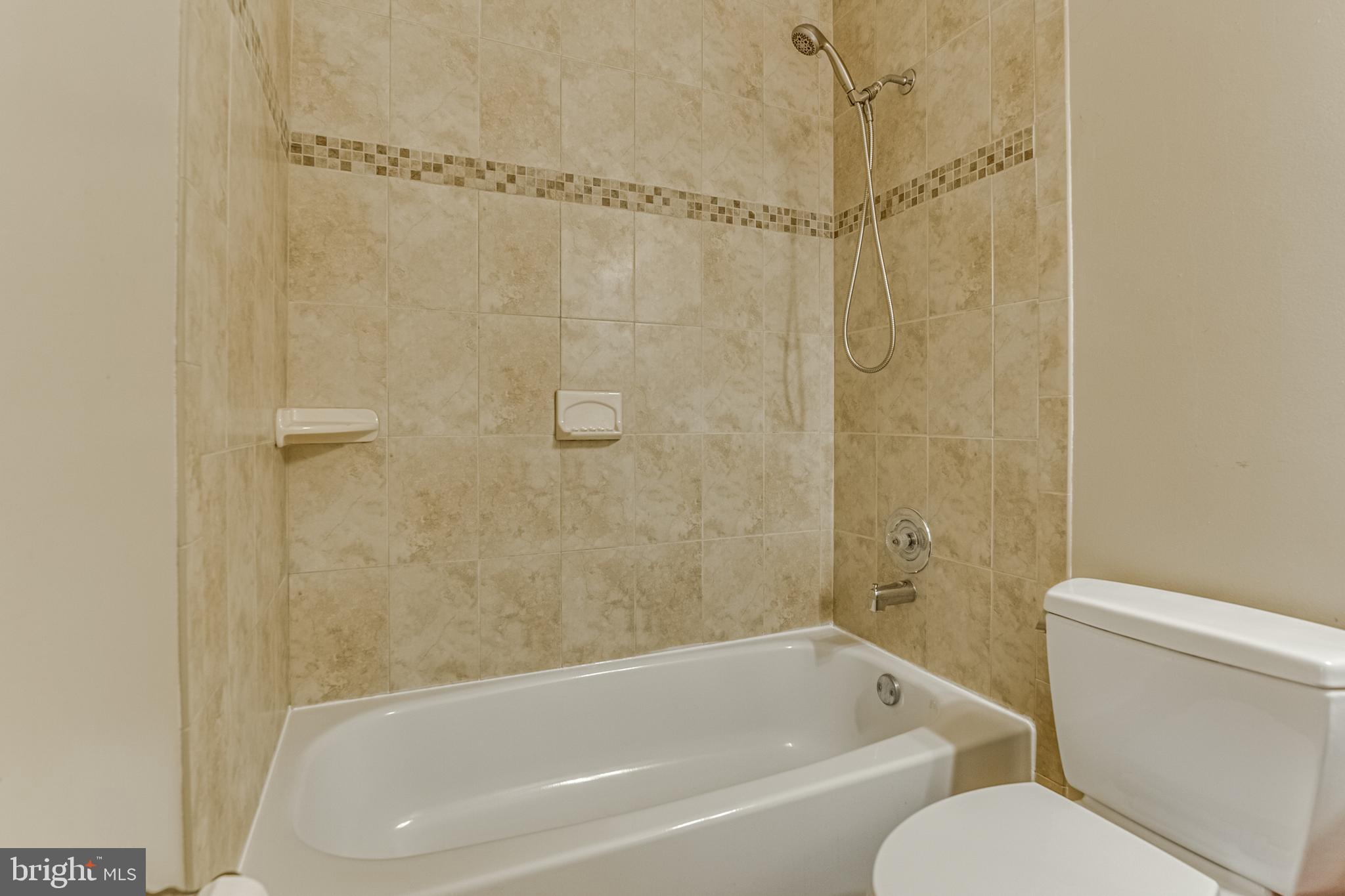 KINGSTREAM - Residential Lease