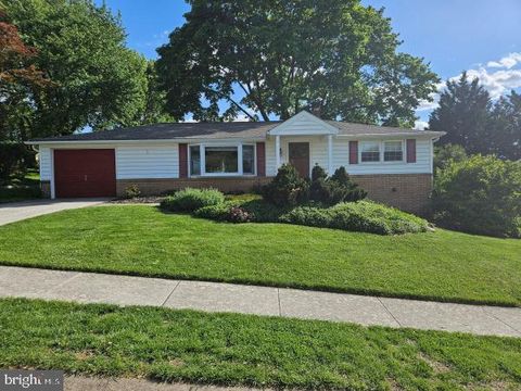 Homes For Rent - 24 Malvern Drive<br/> MANCHESTER, PA 17345