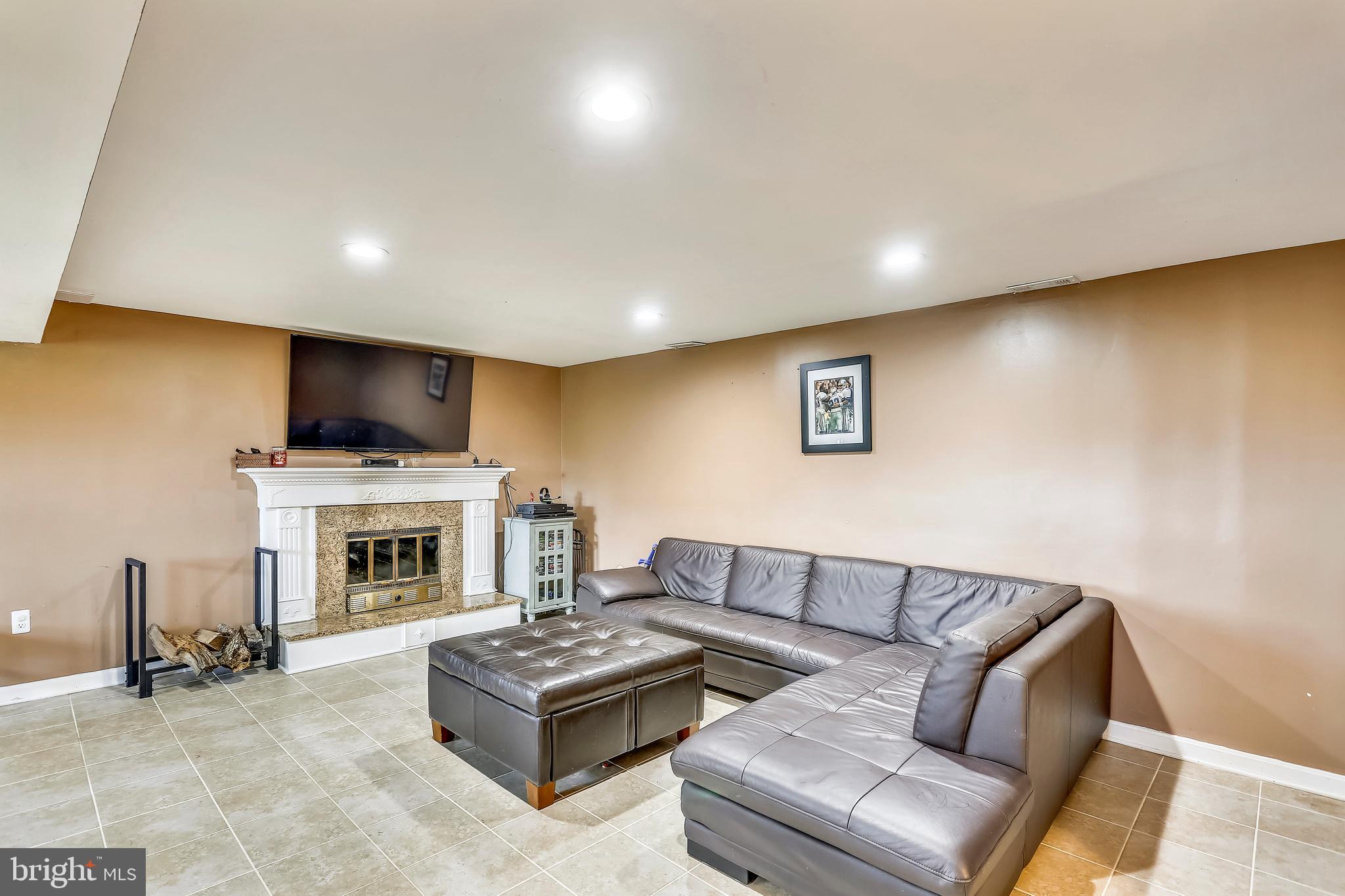 FOUNTAIN VIEW - Residential