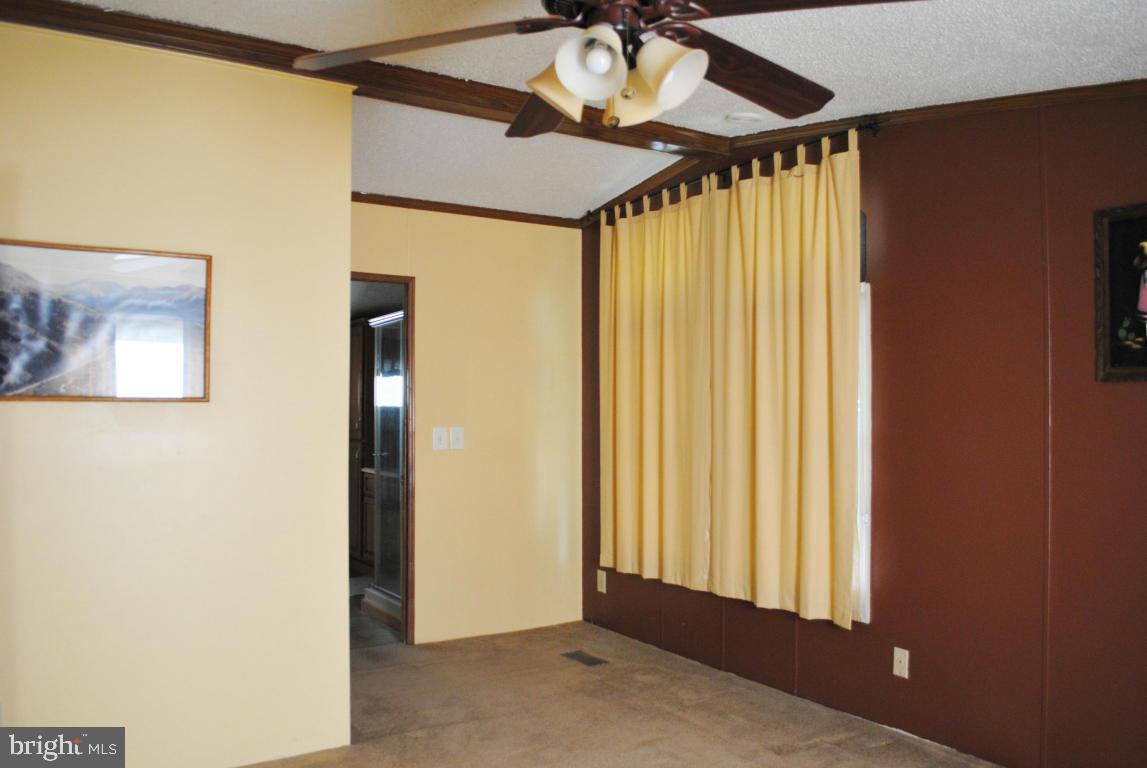 CRESTWOOD ESTATES - Residential