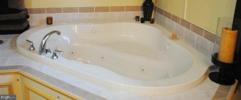 CRESTWOOD ESTATES - Residential