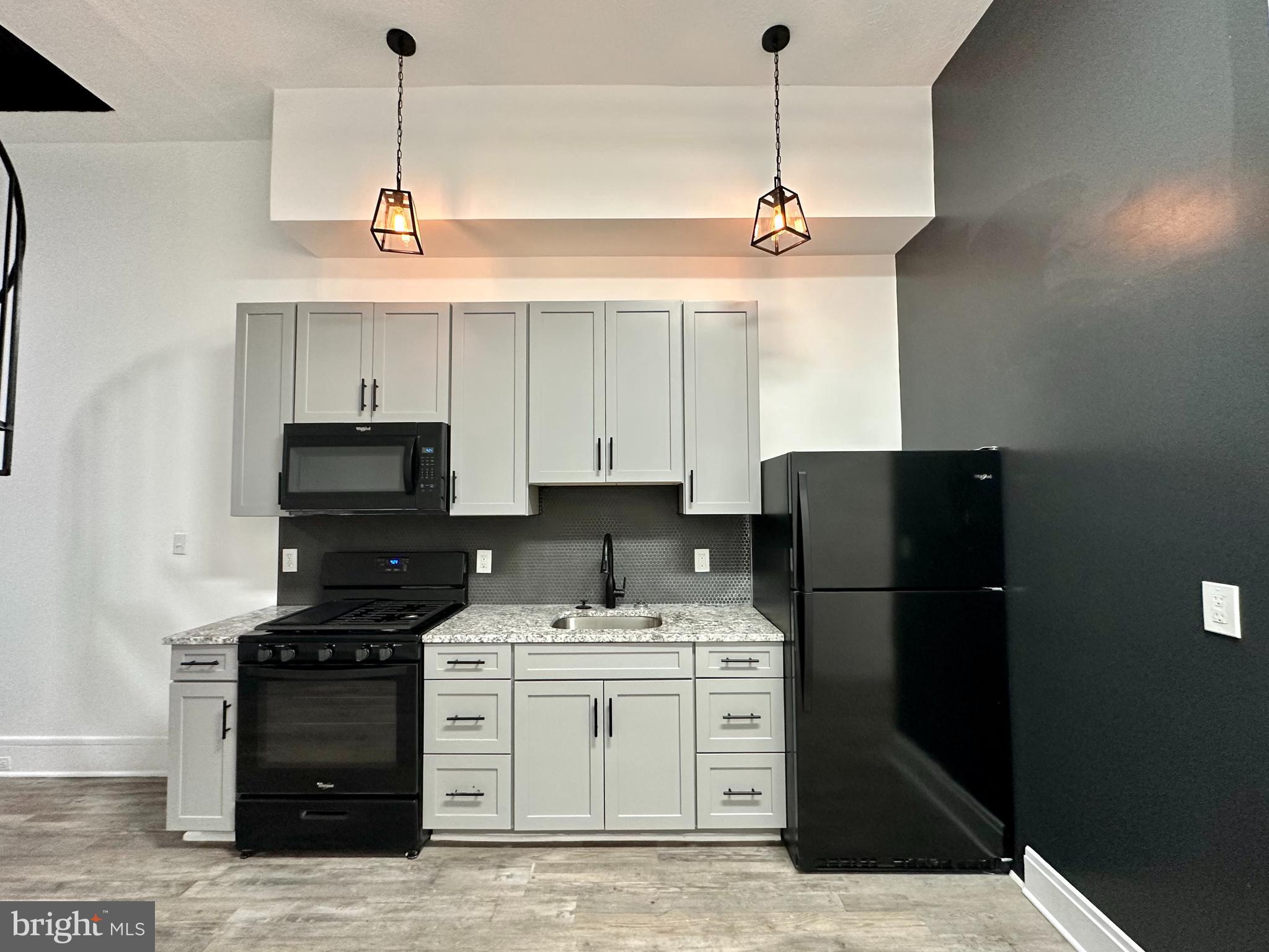 MADISON PARK HISTORIC DISTRICT - Residential Income