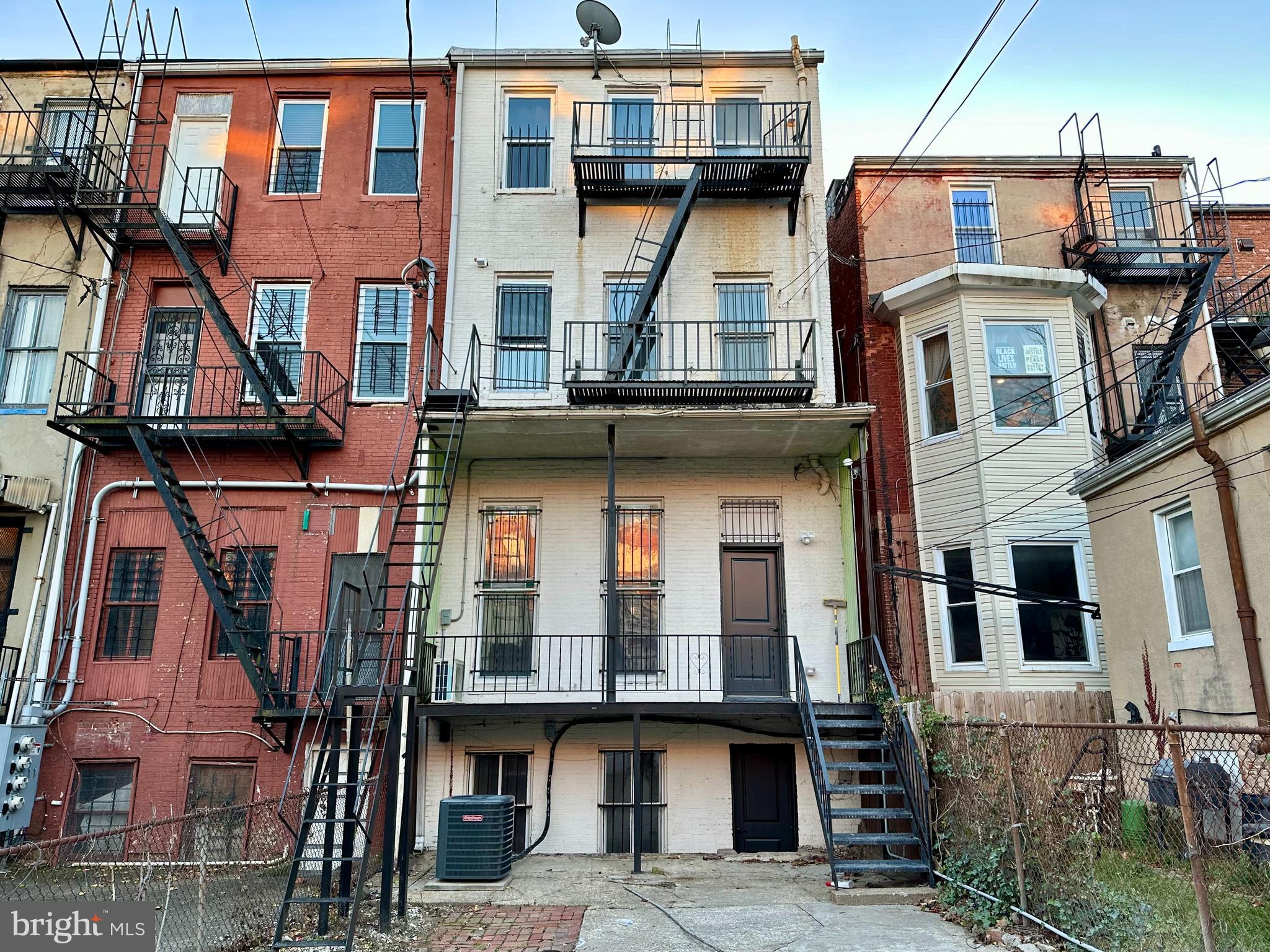 MADISON PARK HISTORIC DISTRICT - Residential Income