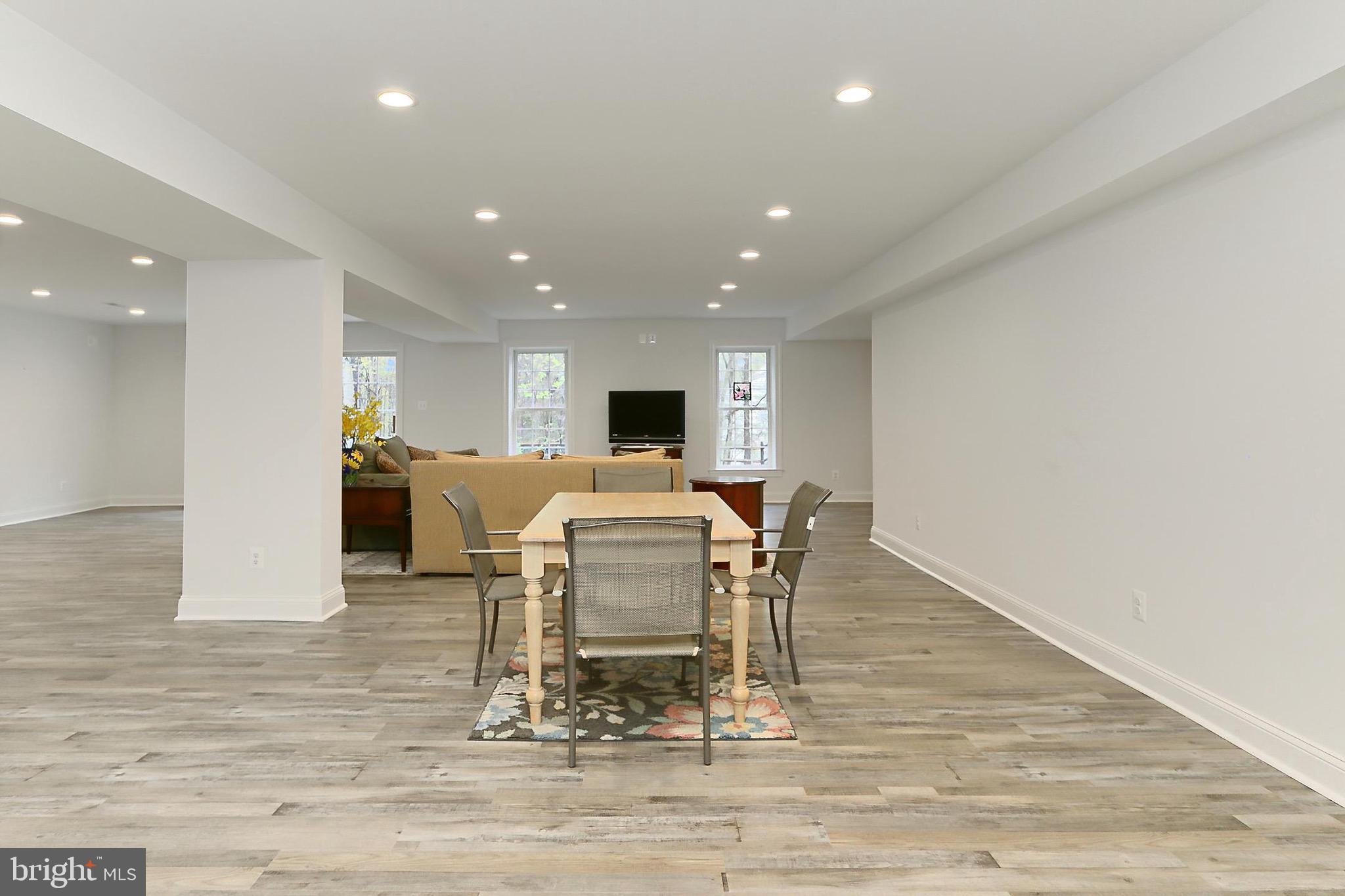 RESERVE AT HUNTERS RIDGE - Residential