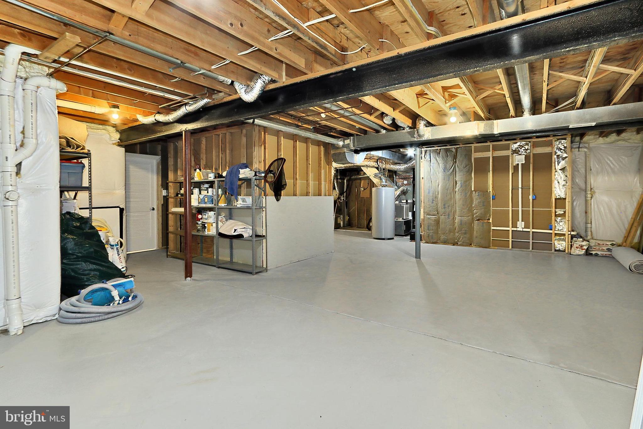 RESERVE AT HUNTERS RIDGE - Residential