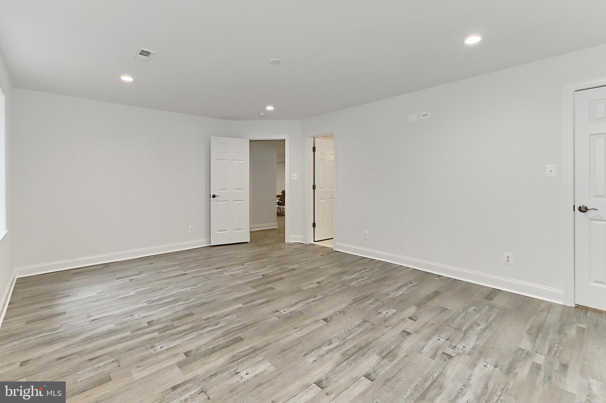 RESERVE AT HUNTERS RIDGE - Residential