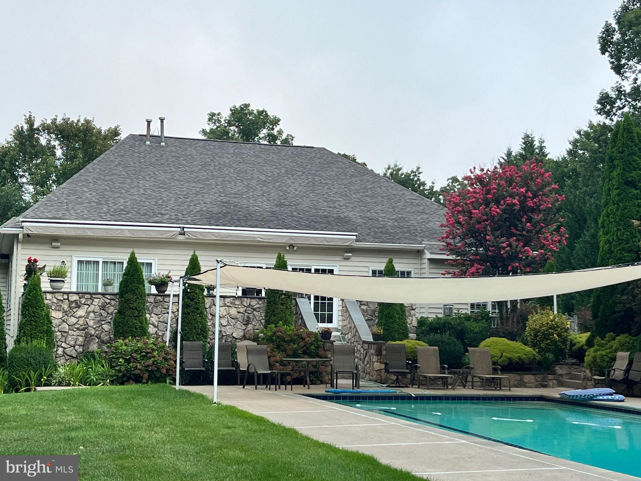 RESERVE AT HUNTERS RIDGE - Residential