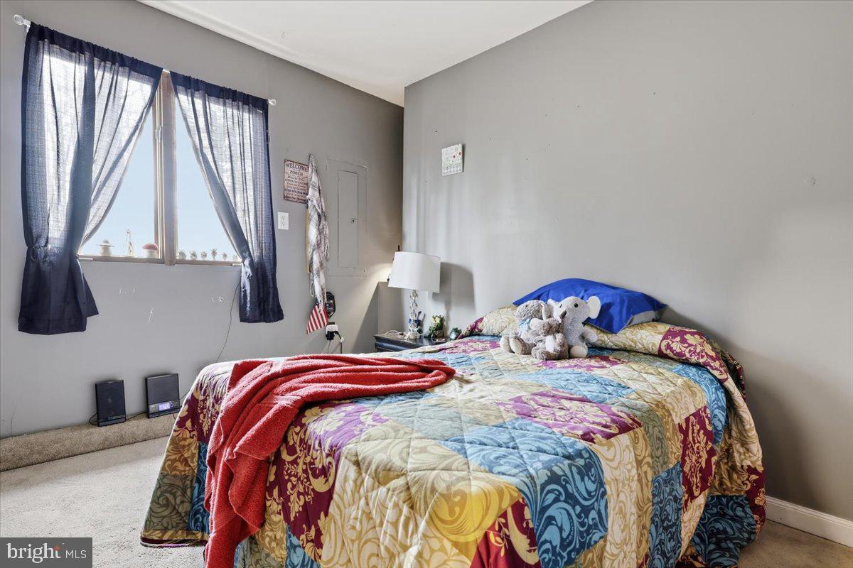 POCONO FARMS - Residential