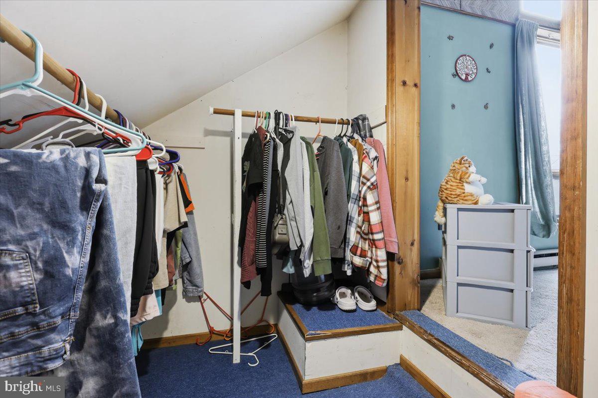 POCONO FARMS - Residential