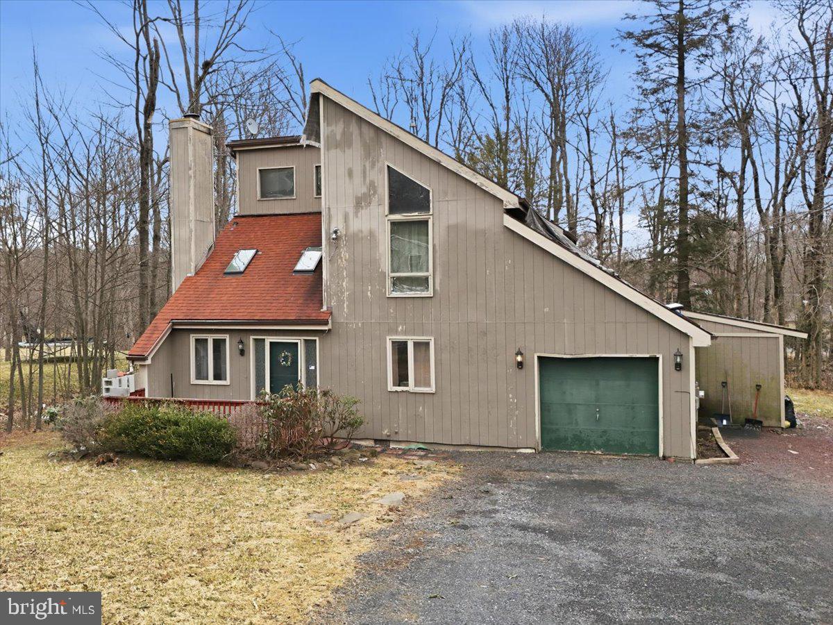 POCONO FARMS - Residential