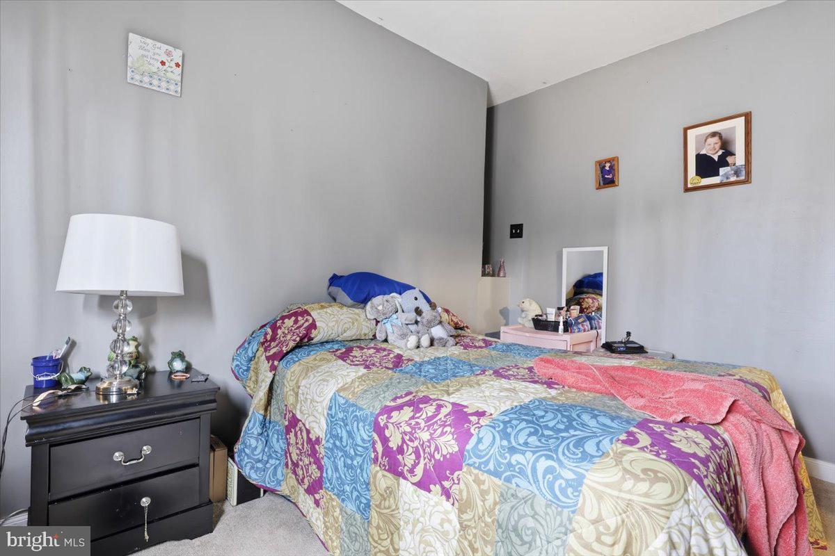 POCONO FARMS - Residential