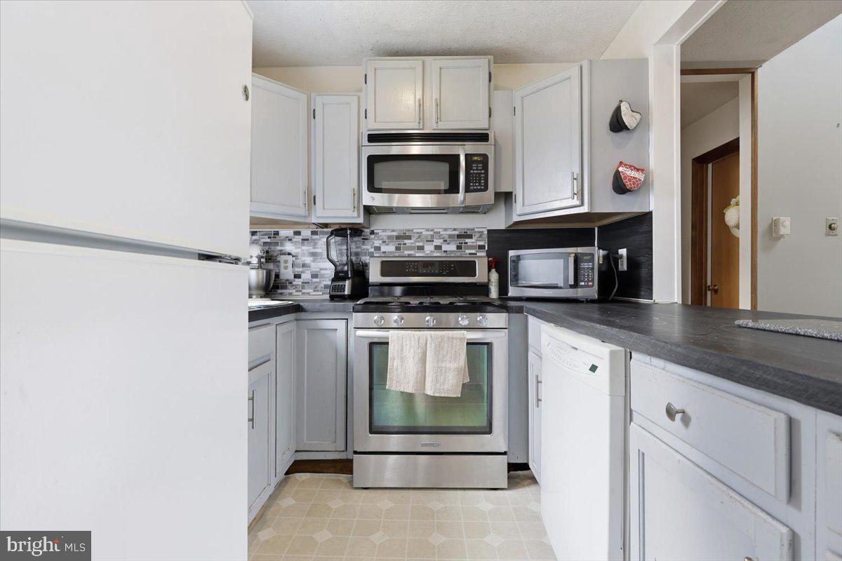 POCONO FARMS - Residential