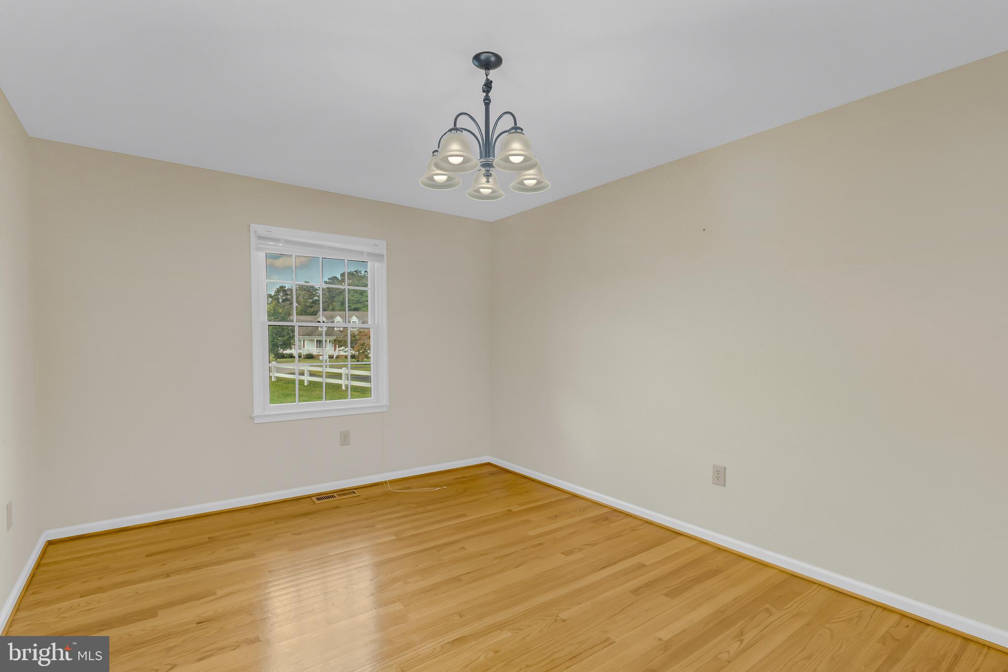 COLLEGE PARK II - Residential