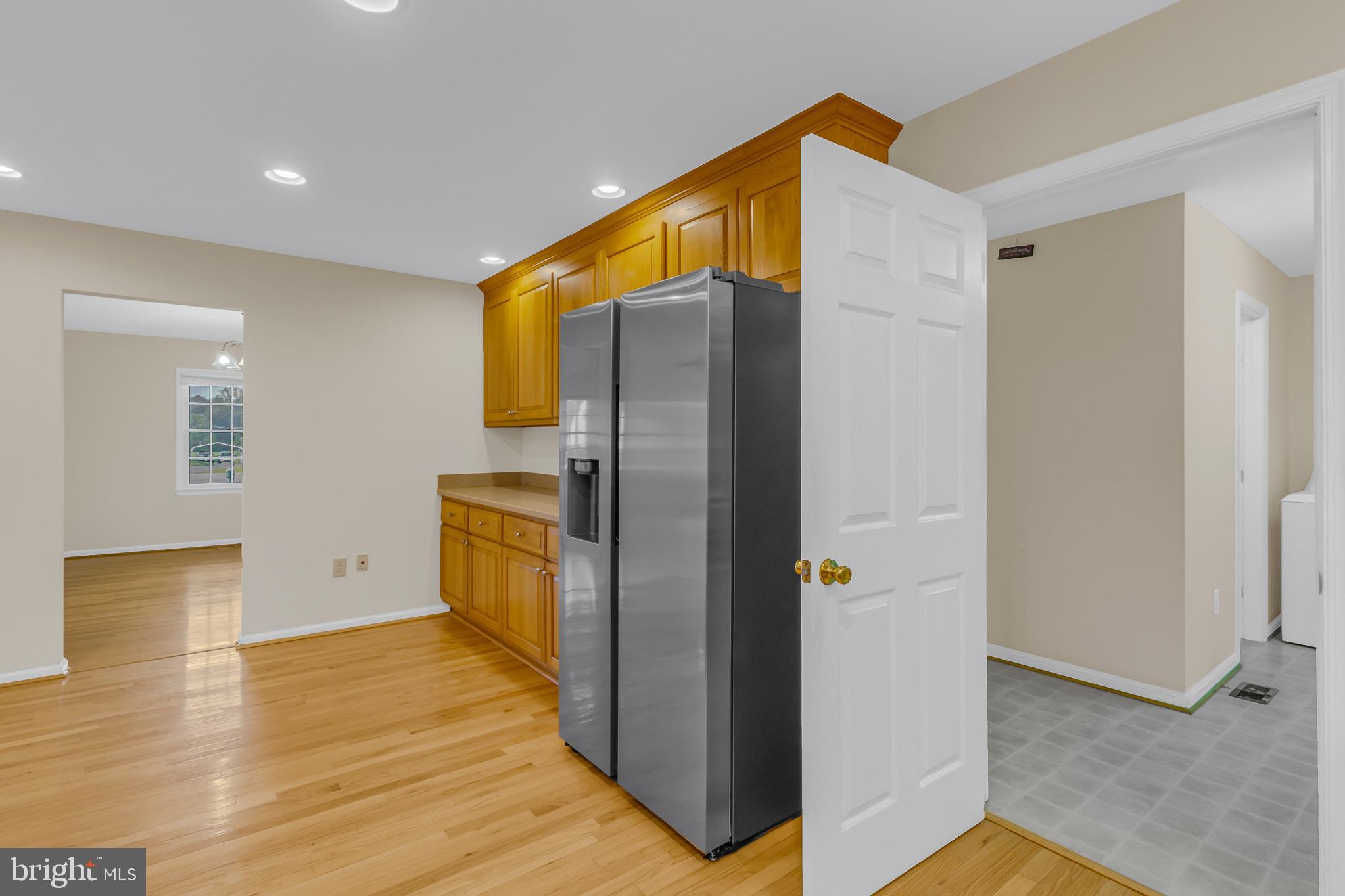 COLLEGE PARK II - Residential