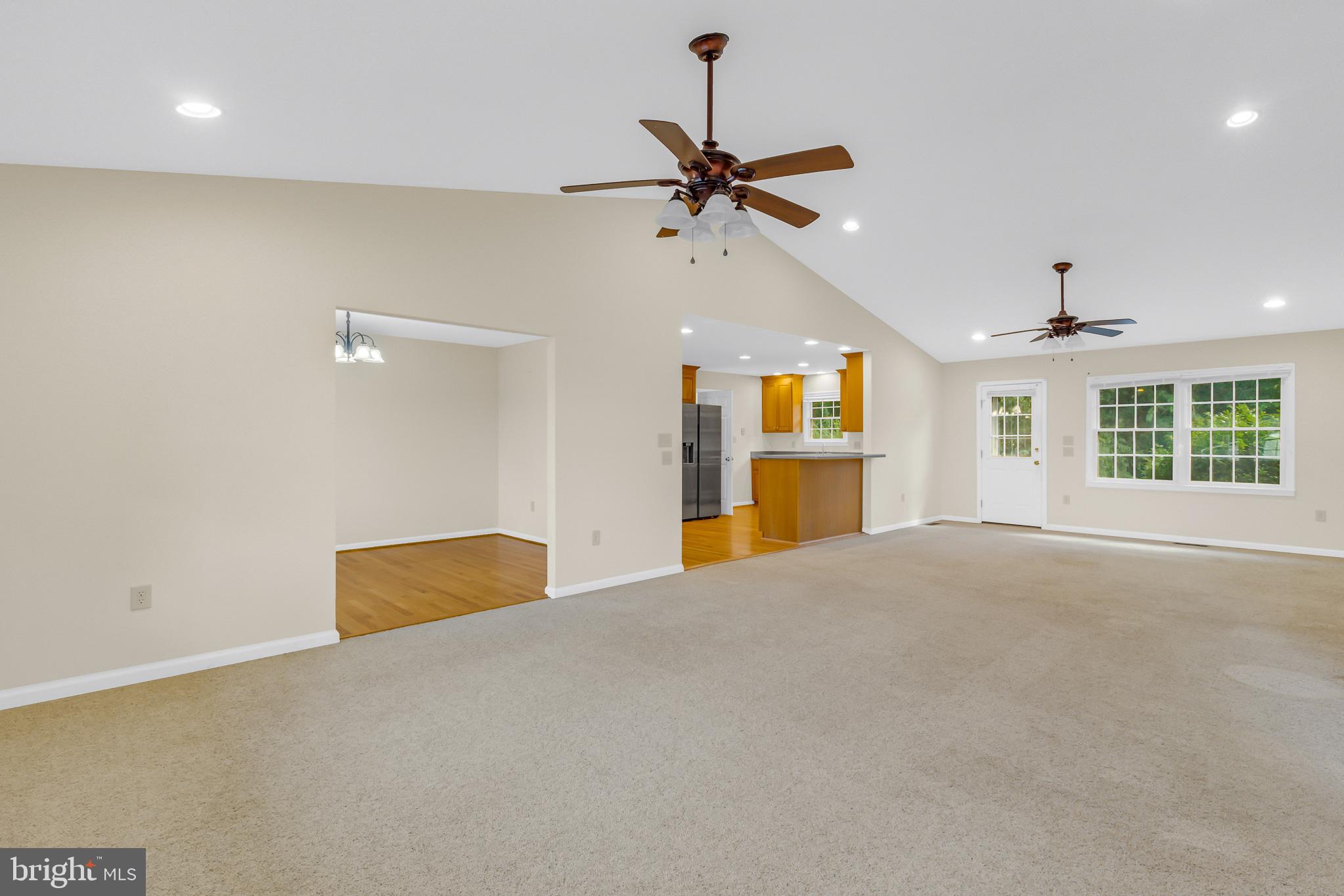 COLLEGE PARK II - Residential