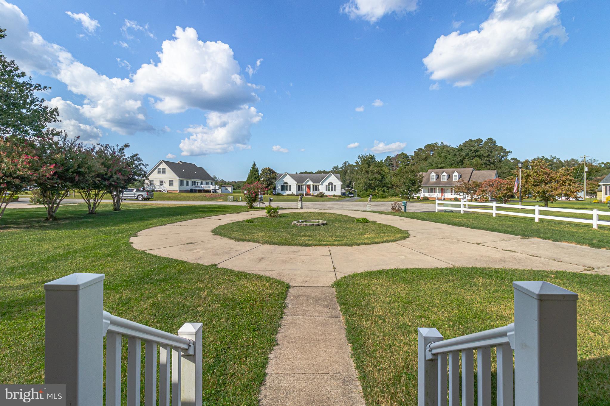 COLLEGE PARK II - Residential