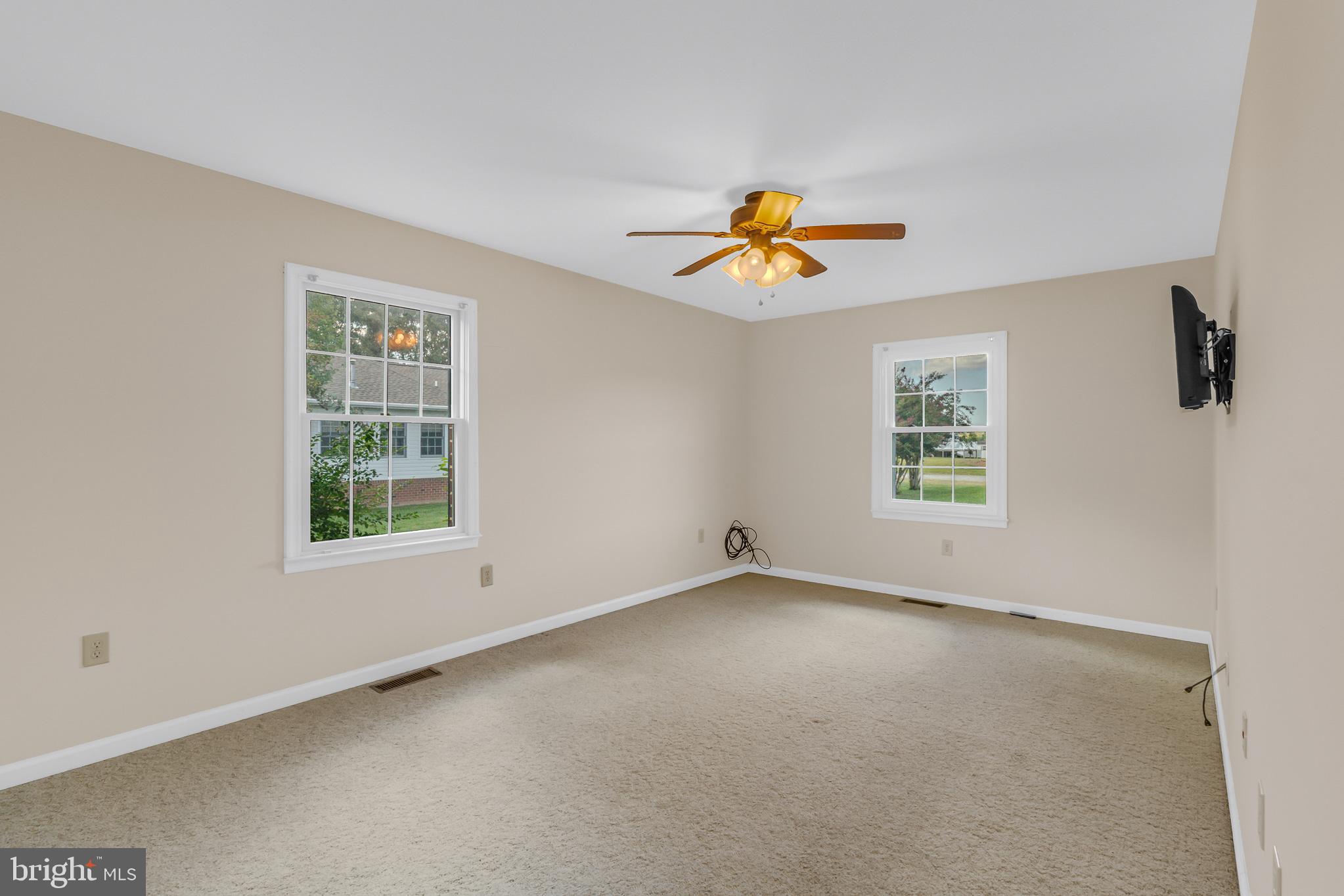 COLLEGE PARK II - Residential