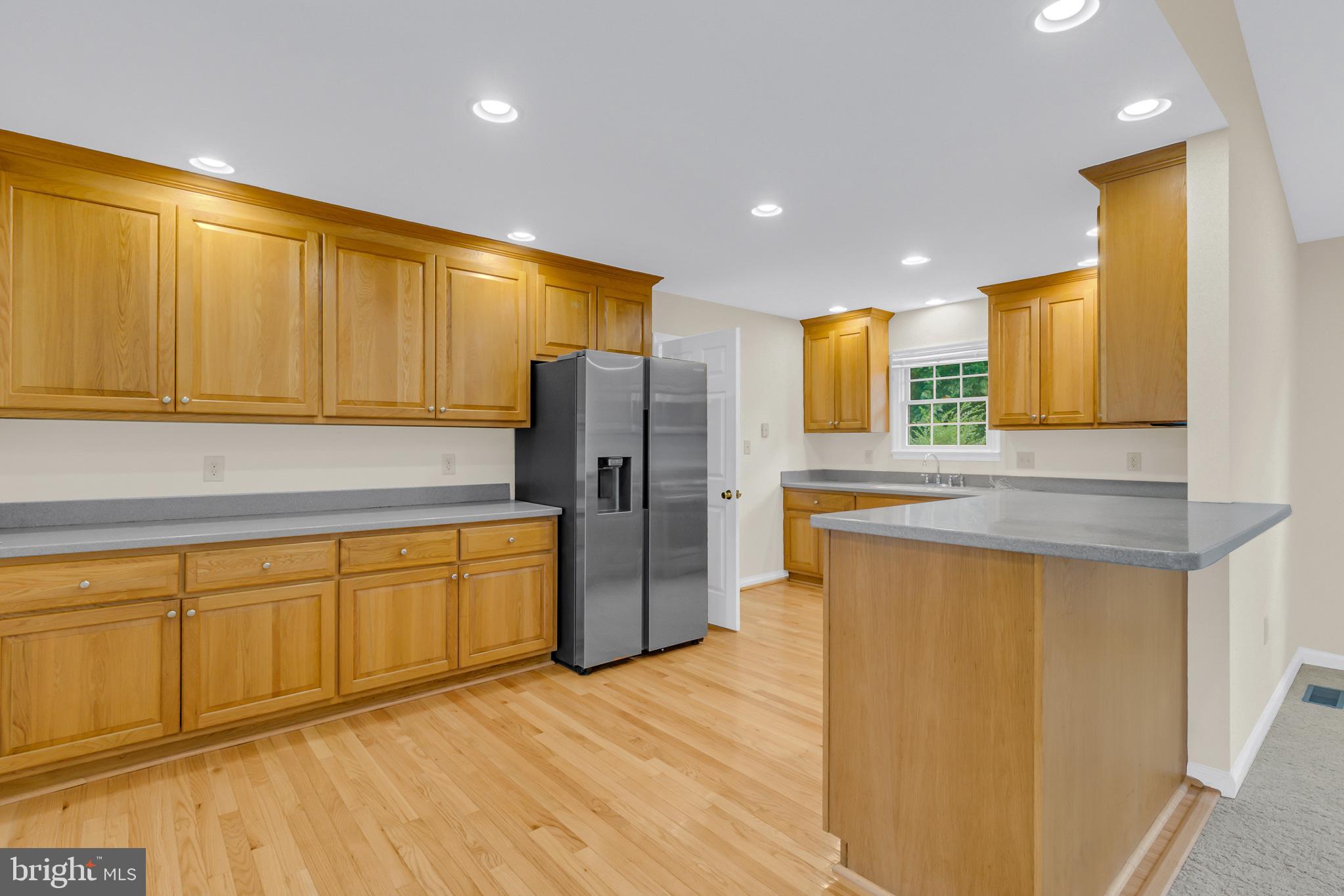 COLLEGE PARK II - Residential