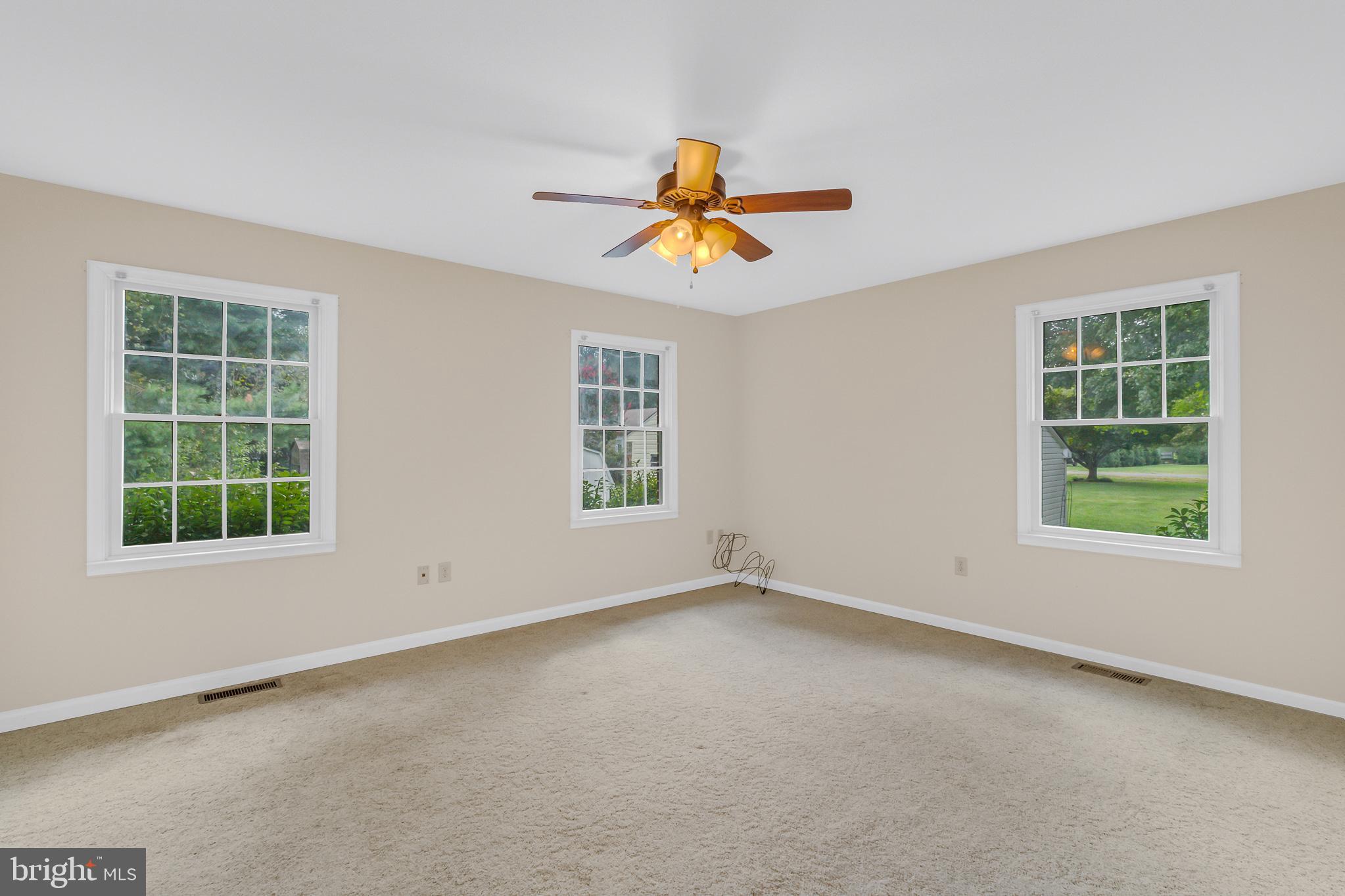 COLLEGE PARK II - Residential