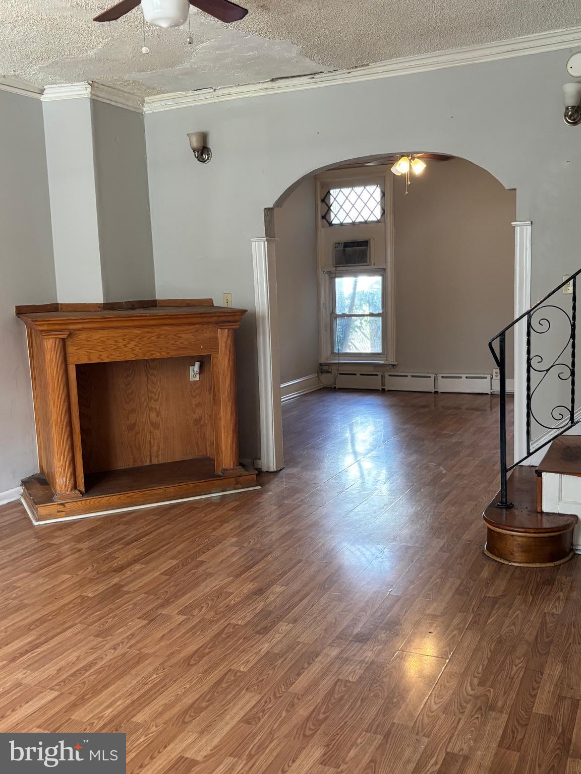 🏠 For Rent – $1,515/month + Utilities
📍 4921 N Hutchinson St, Philadelphia, PA 19141 – Logan Neighborhood
SECTION 8 APPROVED!
Discover the charm and comfort of this beautifully updated 3-bedroom, 1-bath brick rowhome tucked away on a quiet street in Logan—just minutes from all the action Philly has to offer!
Step inside to a welcoming layout featuring a sun-soaked living room, formal dining area, and gleaming hardwood floors that add warmth and style. The kitchen is perfect for cooking up your favorite meals, and the flow of the main floor makes entertaining a breeze.
Head upstairs to find three freshly painted bedrooms with brand-new wall-to-wall carpet, creating cozy, move-in-ready spaces for rest, work, or play. Downstairs, the unfinished basement offers plenty of storage space, plus a washer & dryer for your convenience.
✨ Standout Features:
🌿 Nice-sized front porch + small back deck leading to a large private yard – ideal for relaxing or entertaining
🧺 Laundry & storage in basement
🛏️ Fresh paint & new carpet throughout upper level
🚗 Prime Location Perks:
Just minutes from Roosevelt Blvd, Broad Street, and Route 95 – making your commute a breeze
A short drive to Downtown Philadelphia with all its shopping, dining, and entertainment
Steps away from local favorites like the famous Uncle Bobbie’s Café ☕ and Casa Del Mofongo Restaurant 🍽️
This home offers the perfect blend of city convenience and neighborhood charm. Whether you're enjoying coffee on the porch, hosting friends in the backyard, or exploring the nearby hotspots, you’ll feel right at home here.
🐾 Pet Friendly with approval! Monthly pet rent and pet deposit!
📞 Don't wait—schedule your private showing today and make 4921 N Hutchinson St your next address!