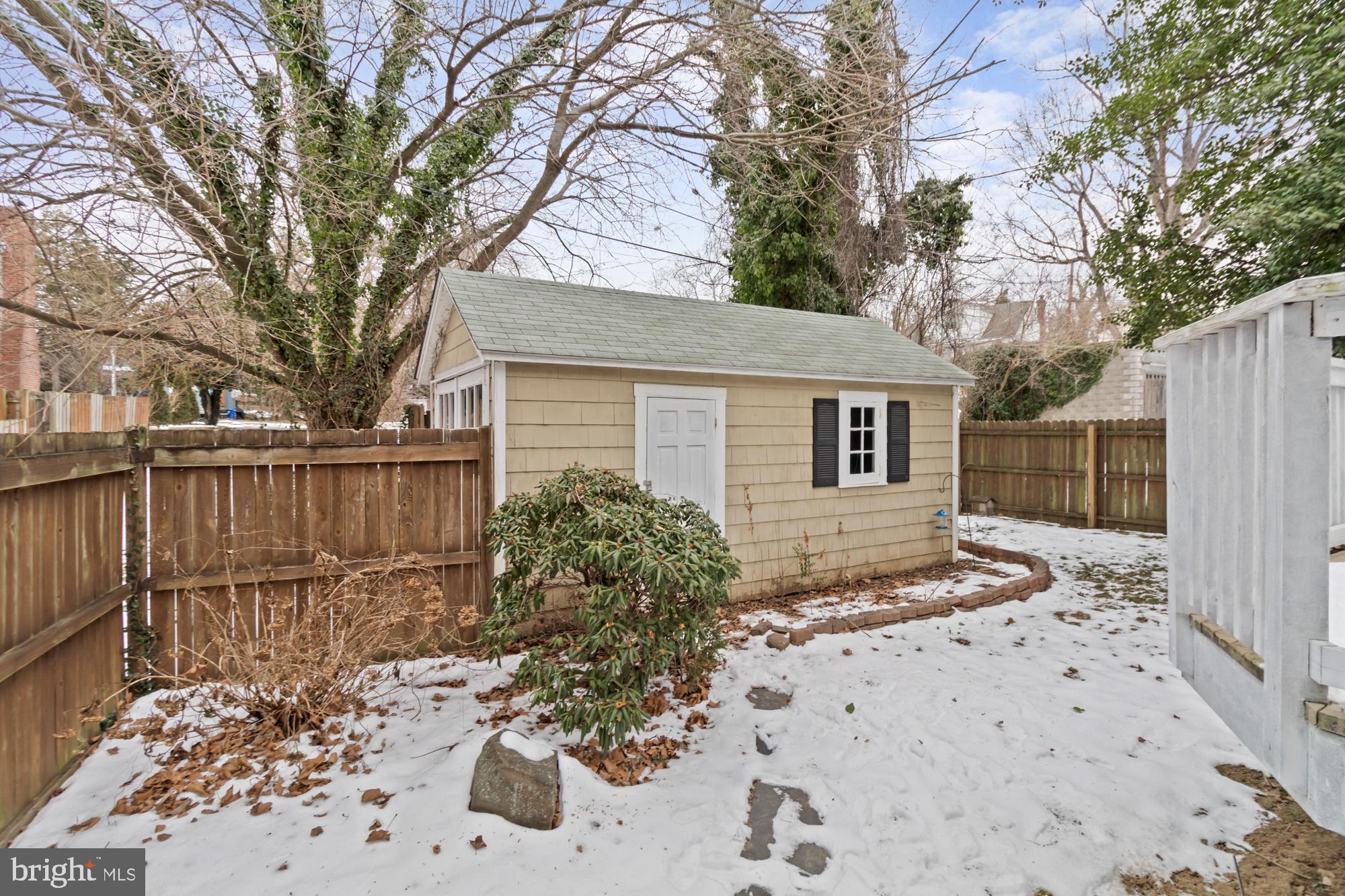GARDENVILLE - Residential