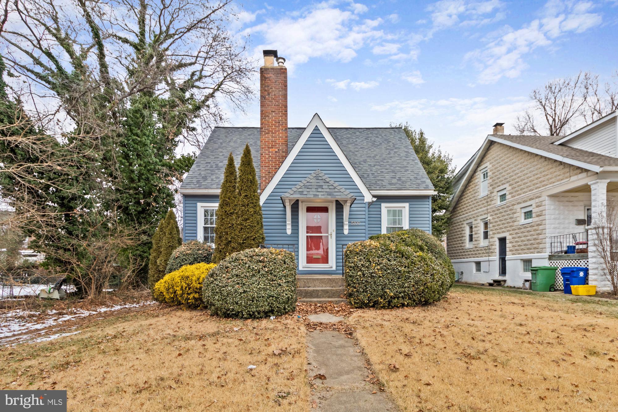 Updated Cape Cod in Gardenville. 3 bedrooms, 2 full bathrooms, hardwood floors throughout. Kitchen with granite counters and stainless-steel appliances. Come see today!