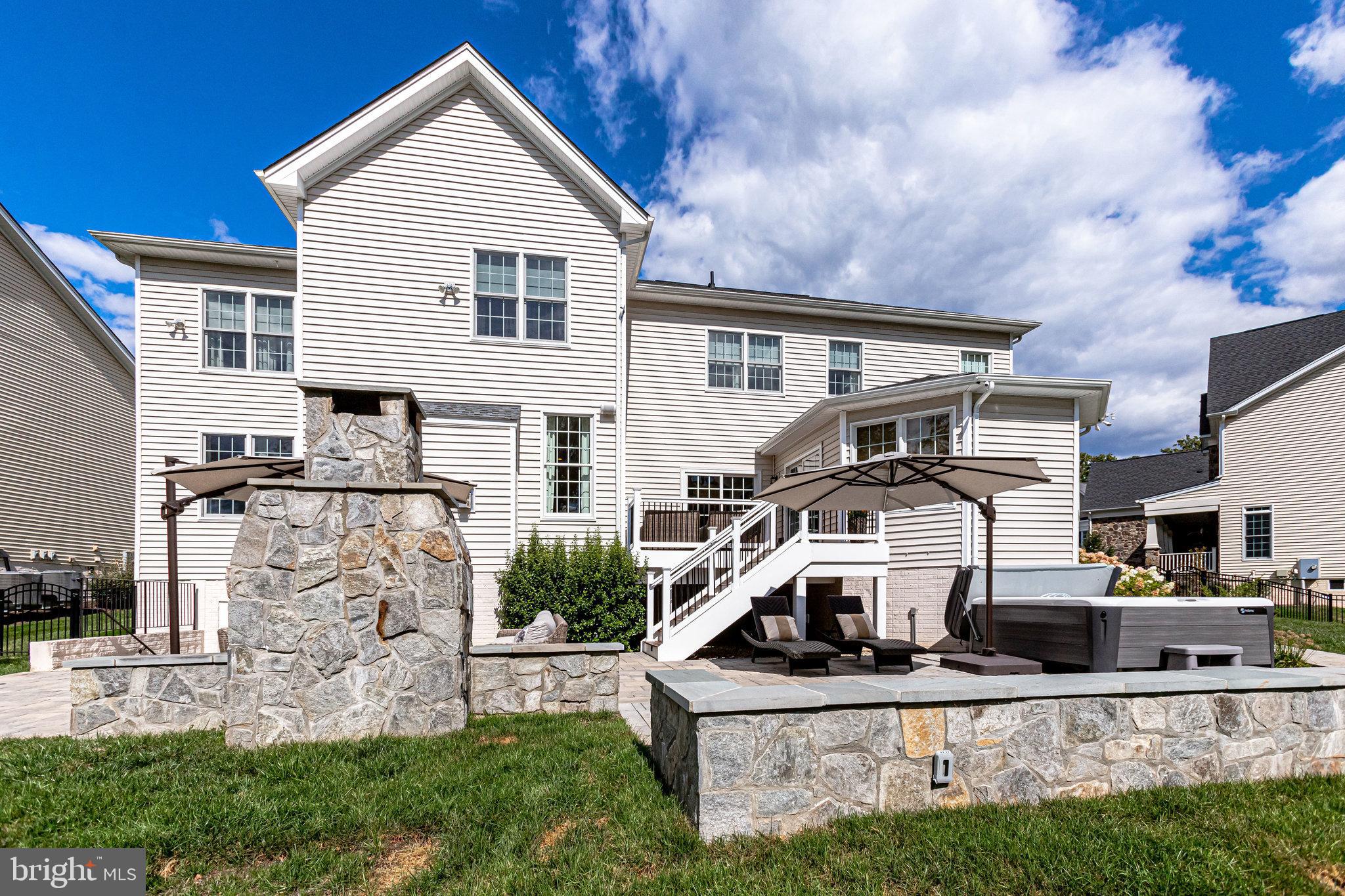 DOMINION VALLEY COUNTRY CLUB - Residential