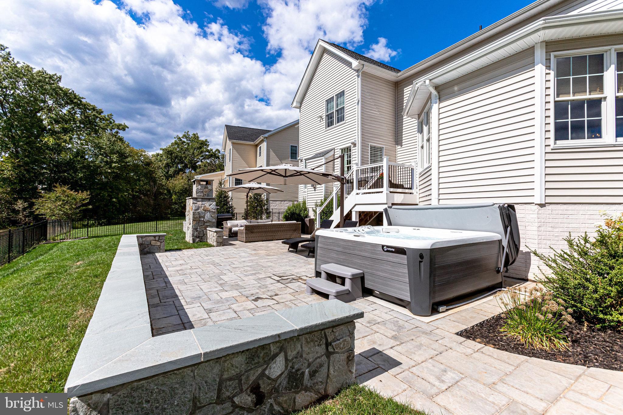 DOMINION VALLEY COUNTRY CLUB - Residential