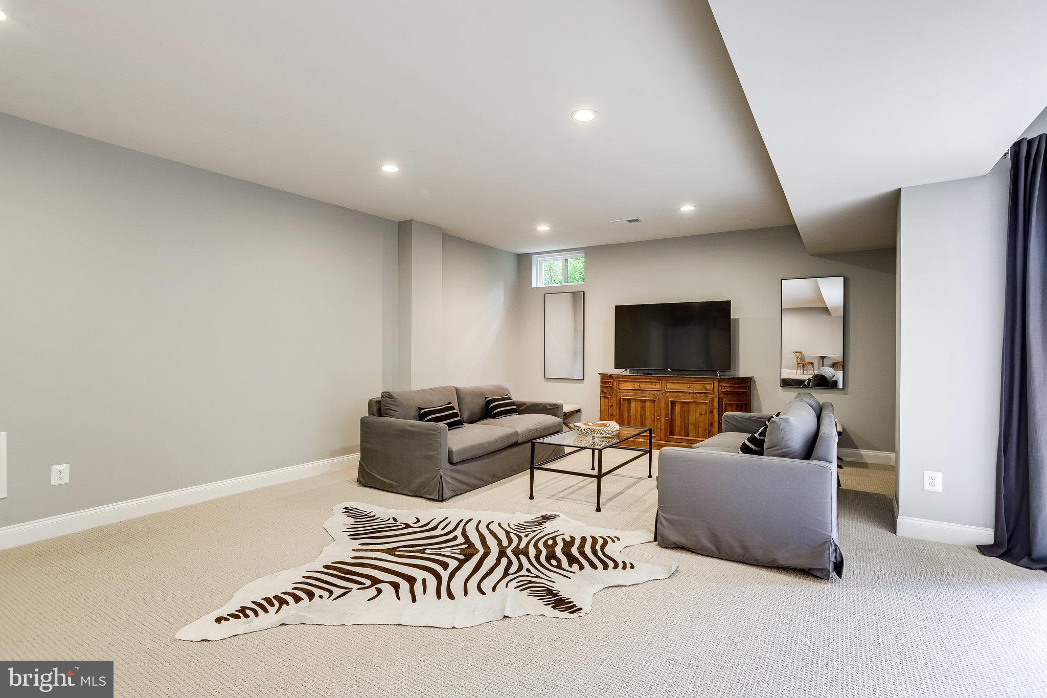 DOMINION VALLEY COUNTRY CLUB - Residential