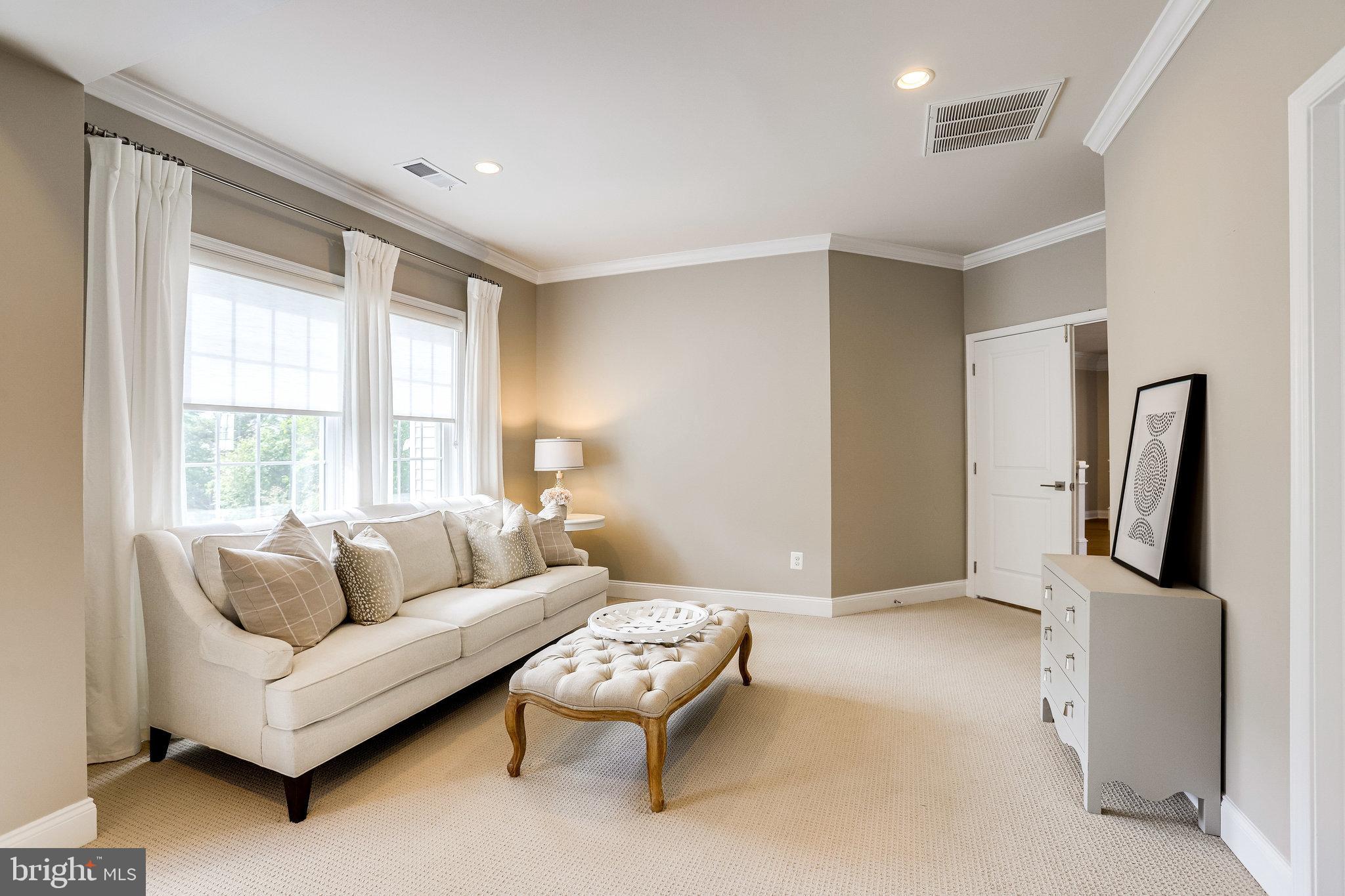 DOMINION VALLEY COUNTRY CLUB - Residential