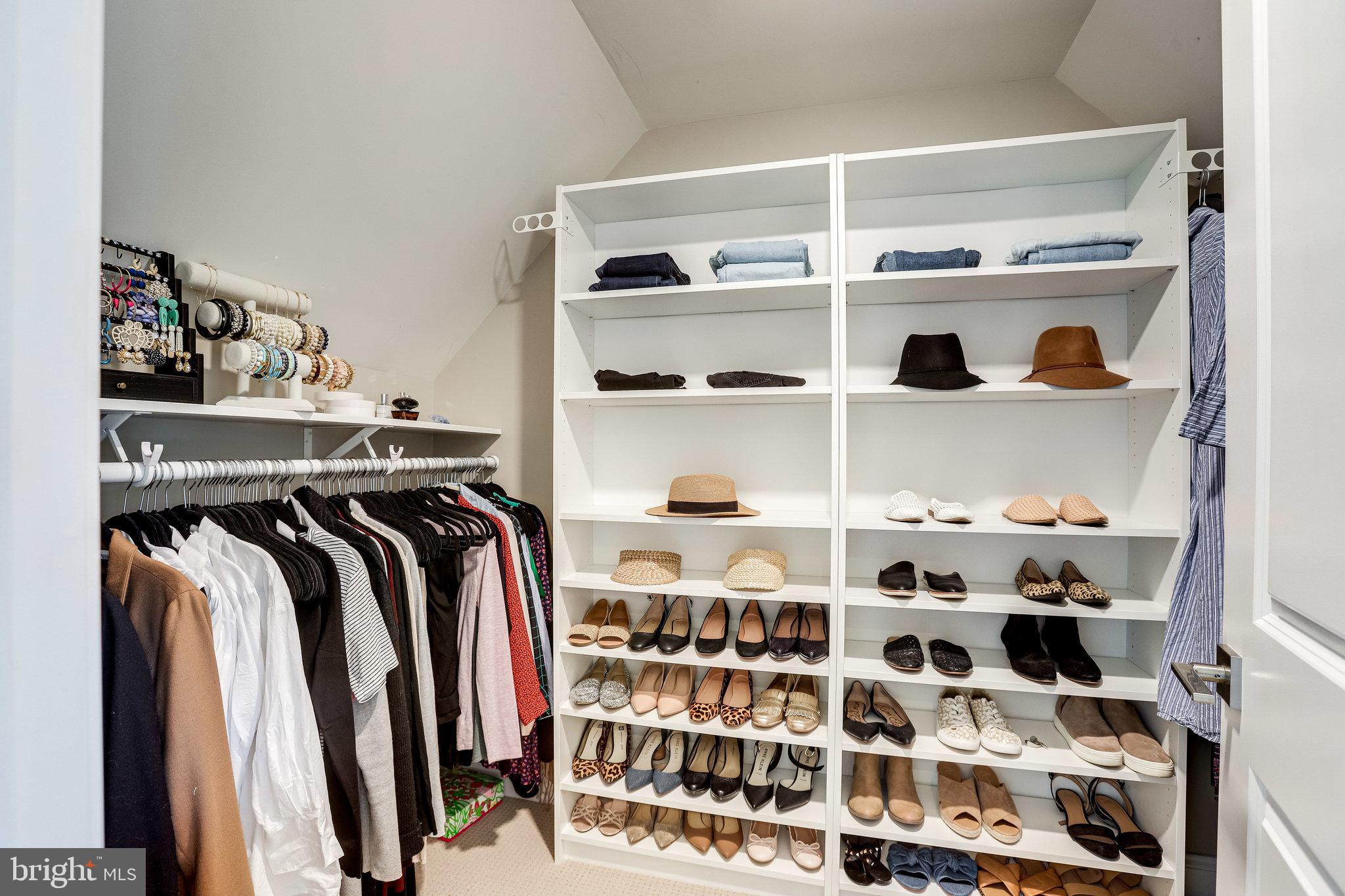 DOMINION VALLEY COUNTRY CLUB - Residential