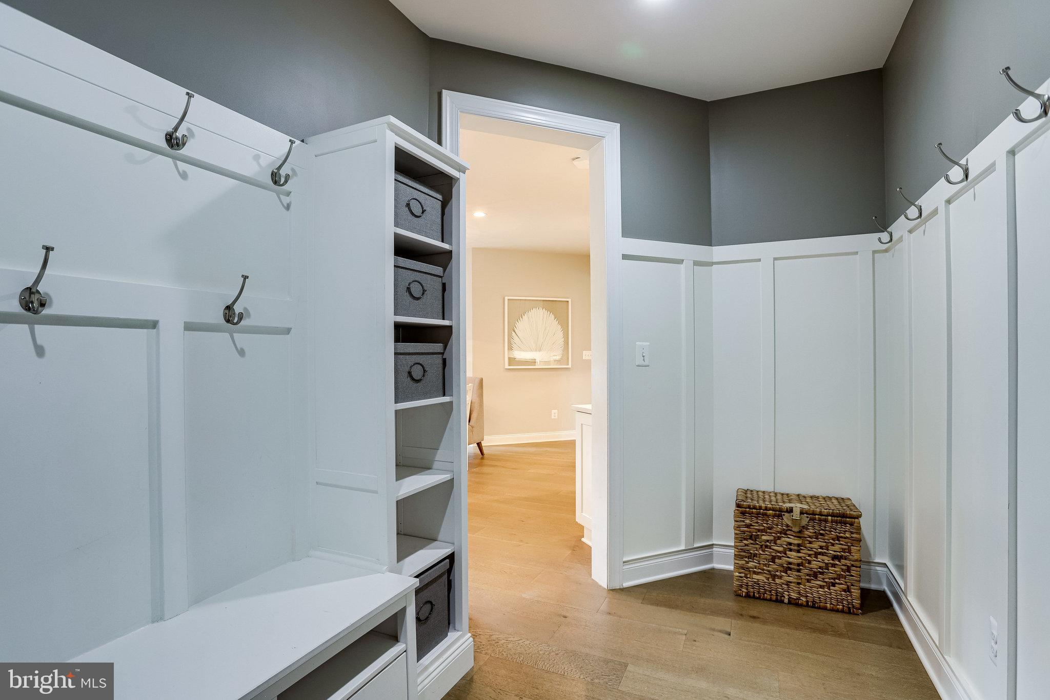 DOMINION VALLEY COUNTRY CLUB - Residential