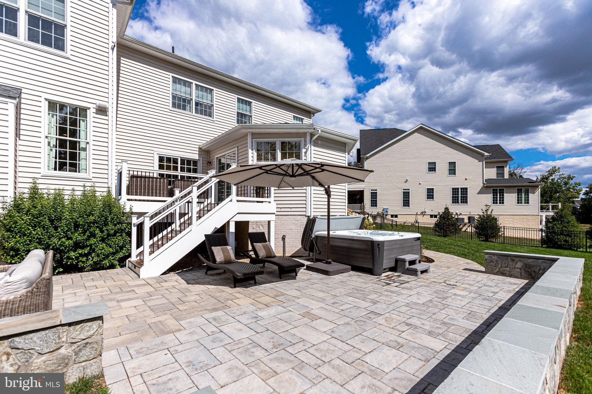 DOMINION VALLEY COUNTRY CLUB - Residential