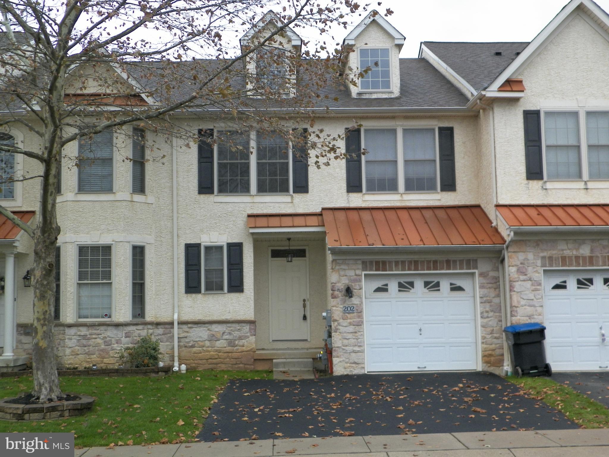 HILLCREST GLEN - Residential