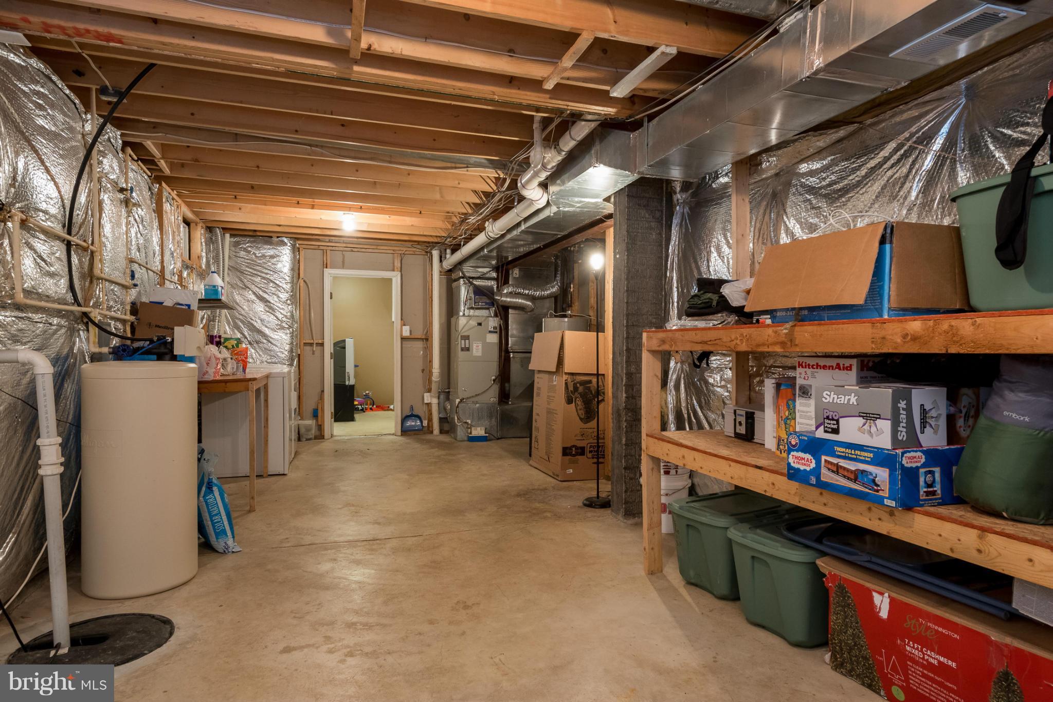 CARRIAGE CROSSING - Residential