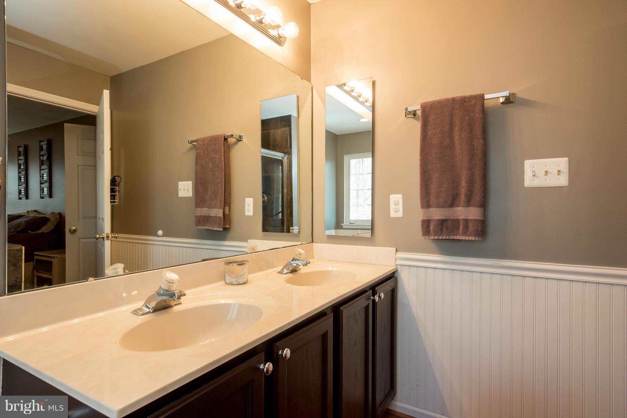 CARRIAGE CROSSING - Residential