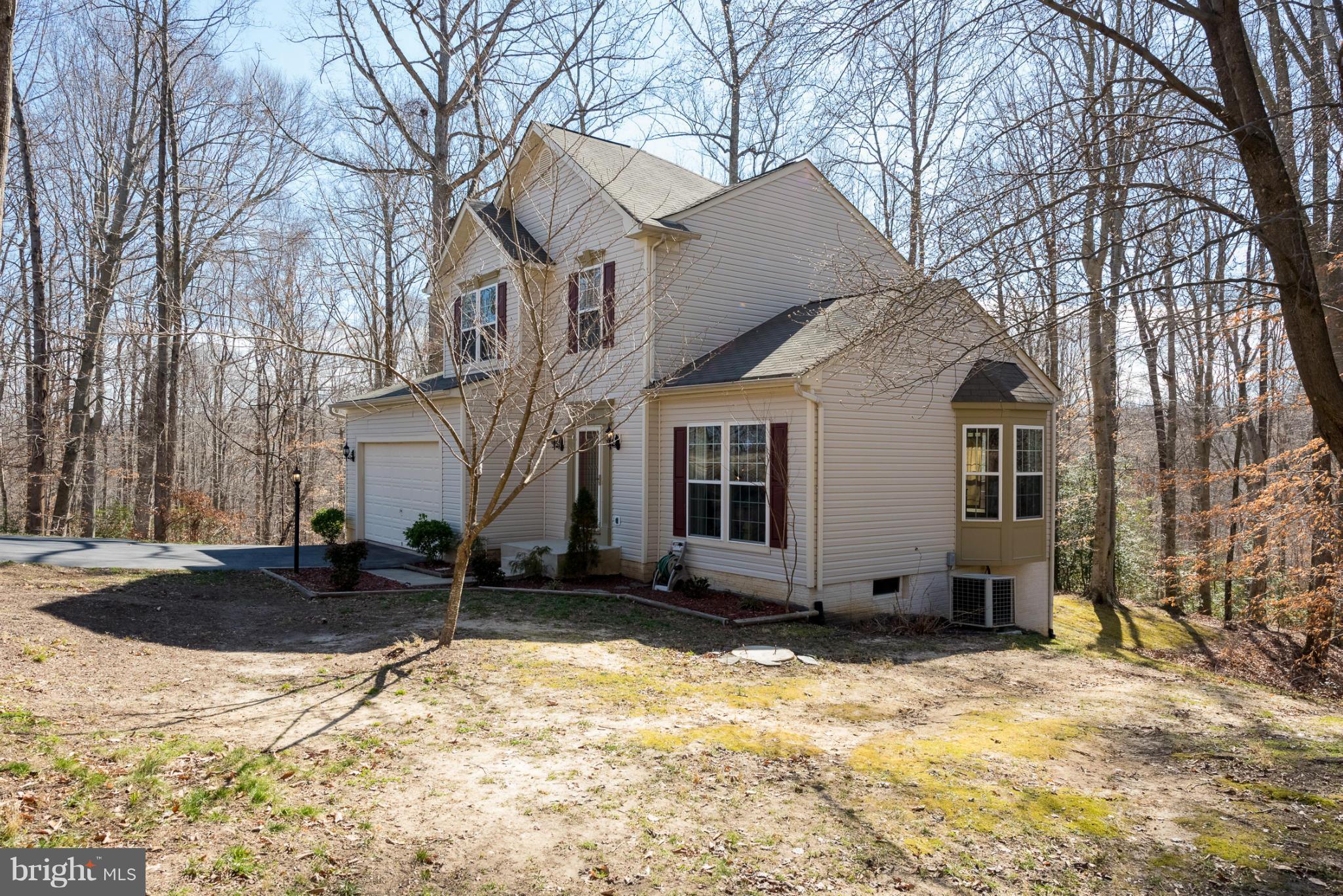 CARRIAGE CROSSING - Residential